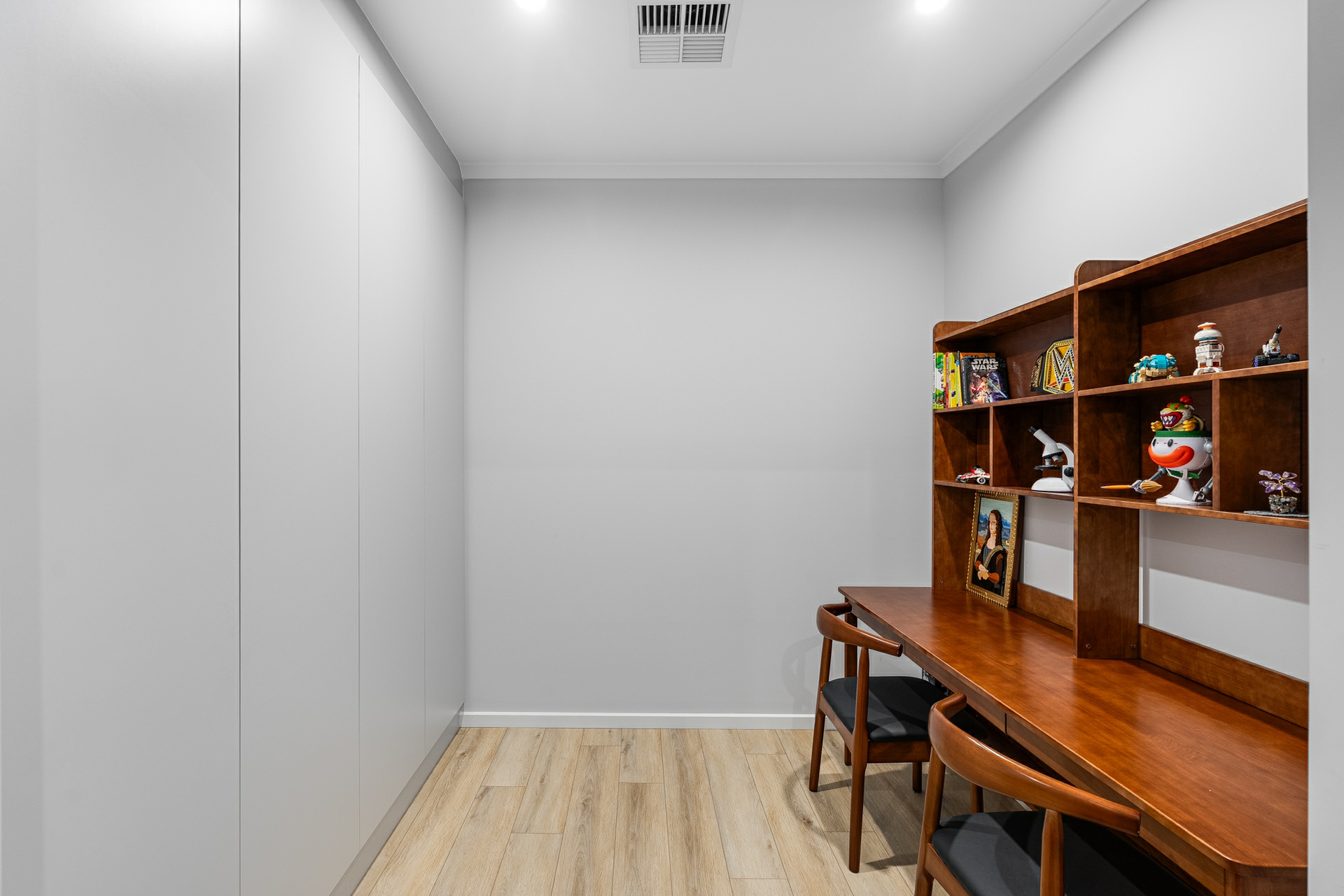 8 Burton Street — photo 7 of 24
