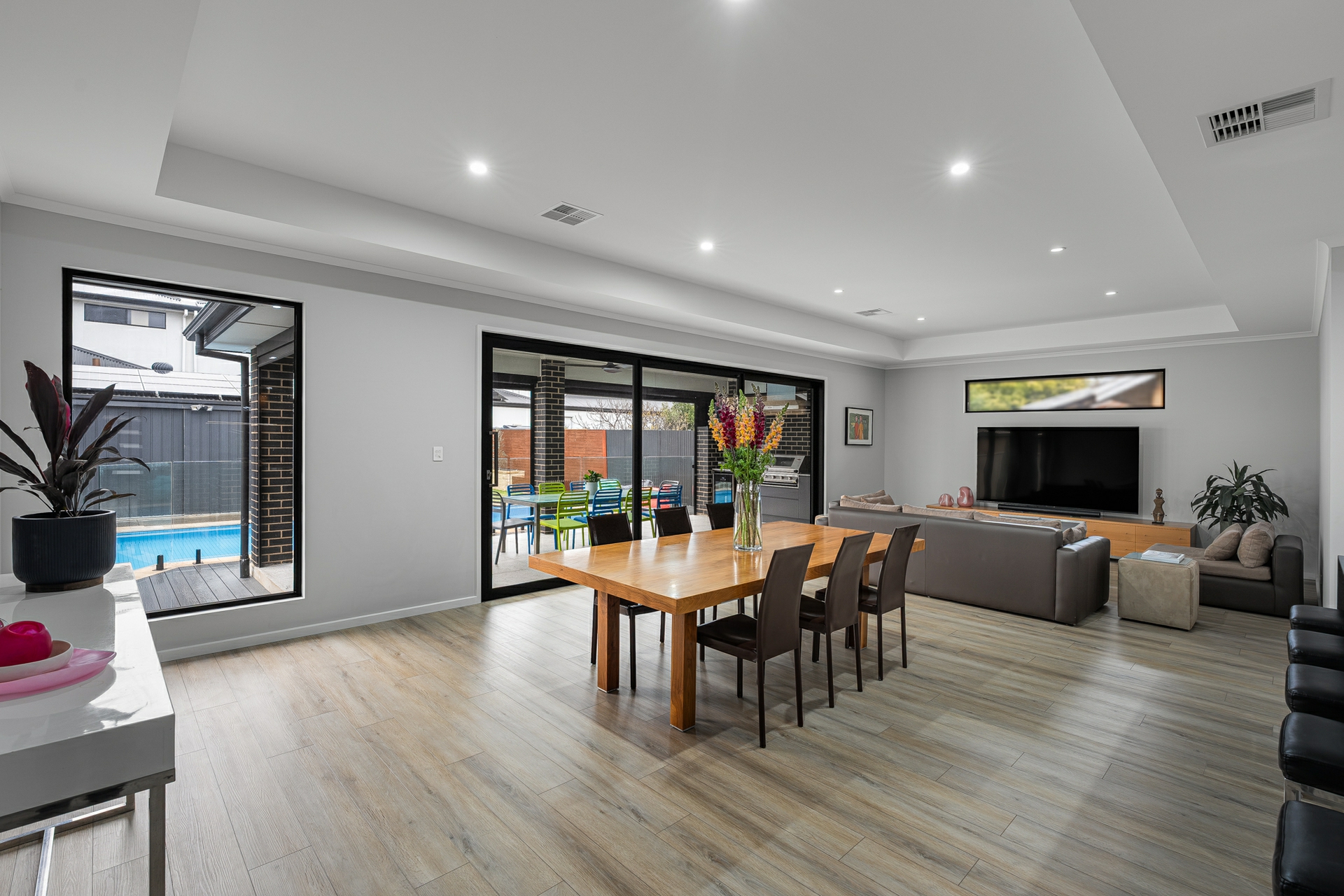 8 Burton Street — photo 14 of 24
