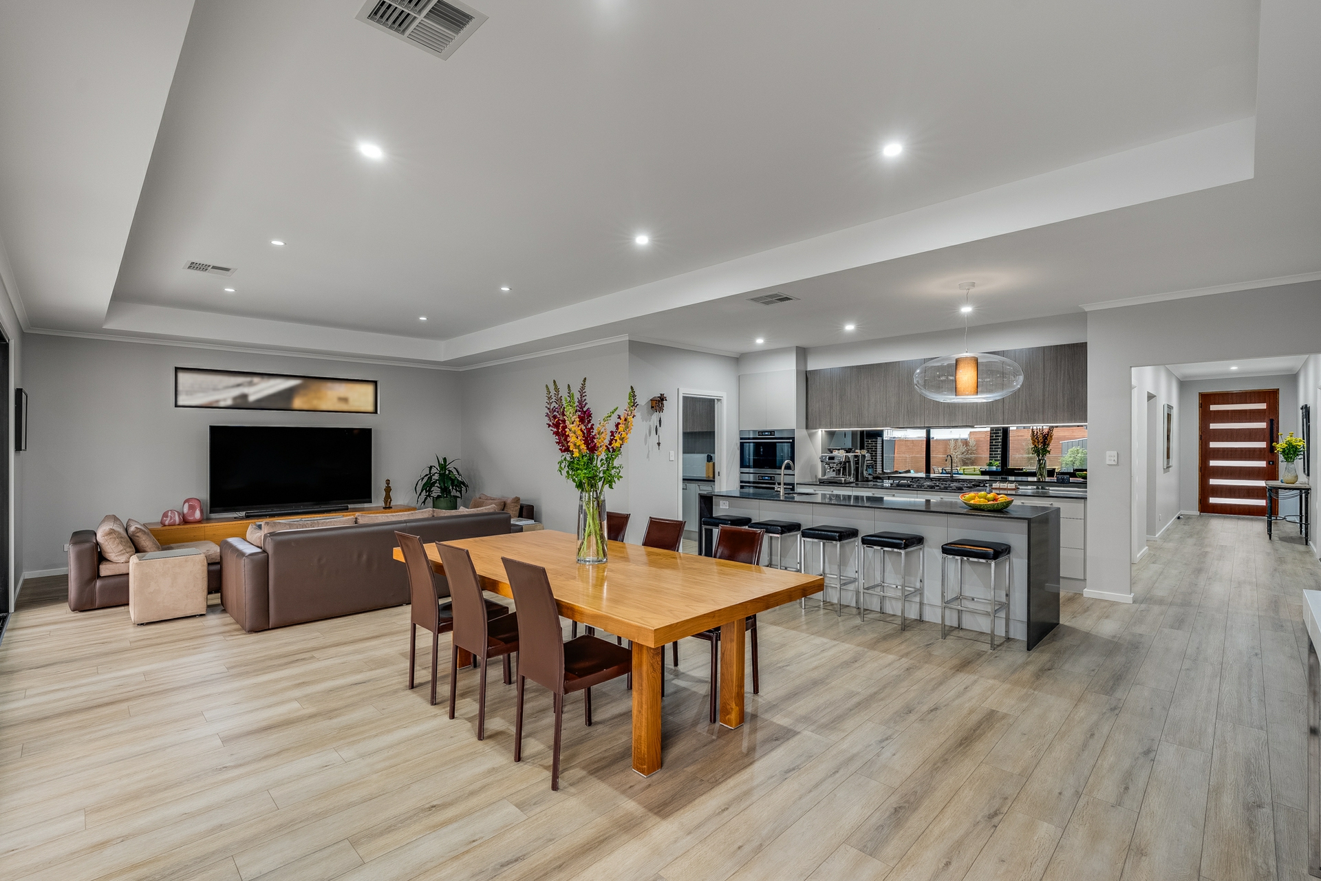 8 Burton Street — photo 15 of 24