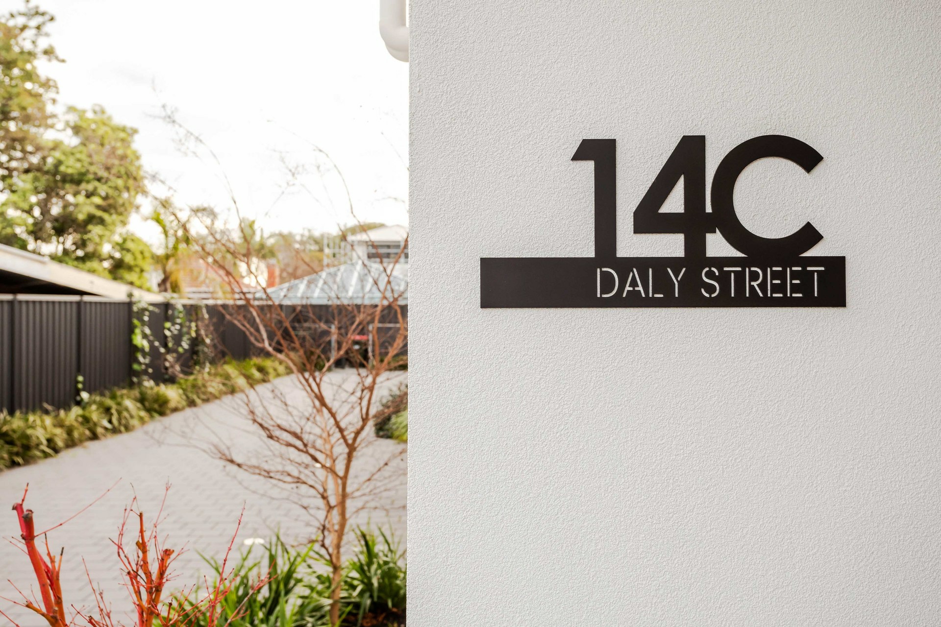 14c Daly Street — photo 3 of 19