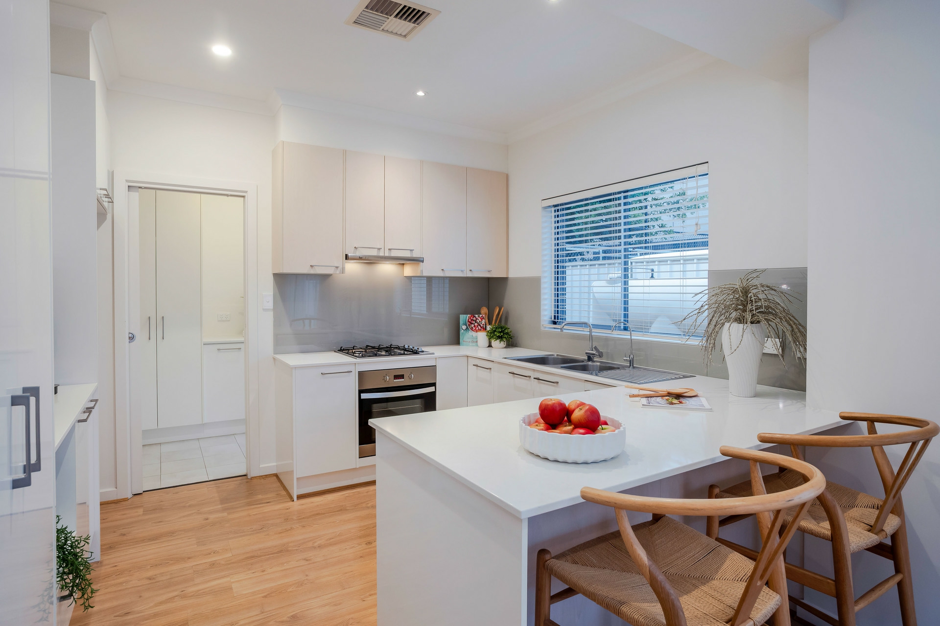 12D Lucas Street — photo 11 of 18