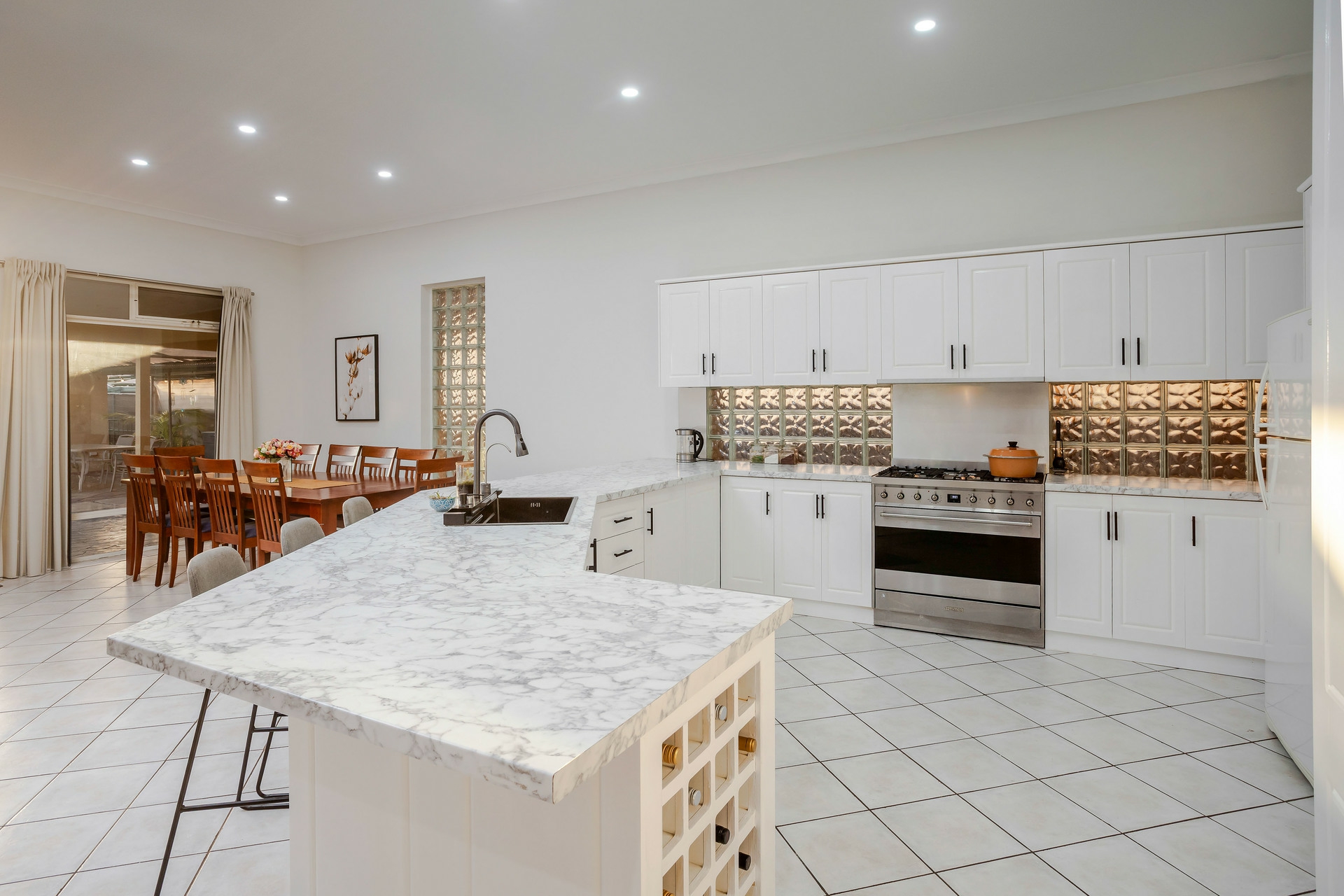 28 Weaver Avenue — photo 11 of 17