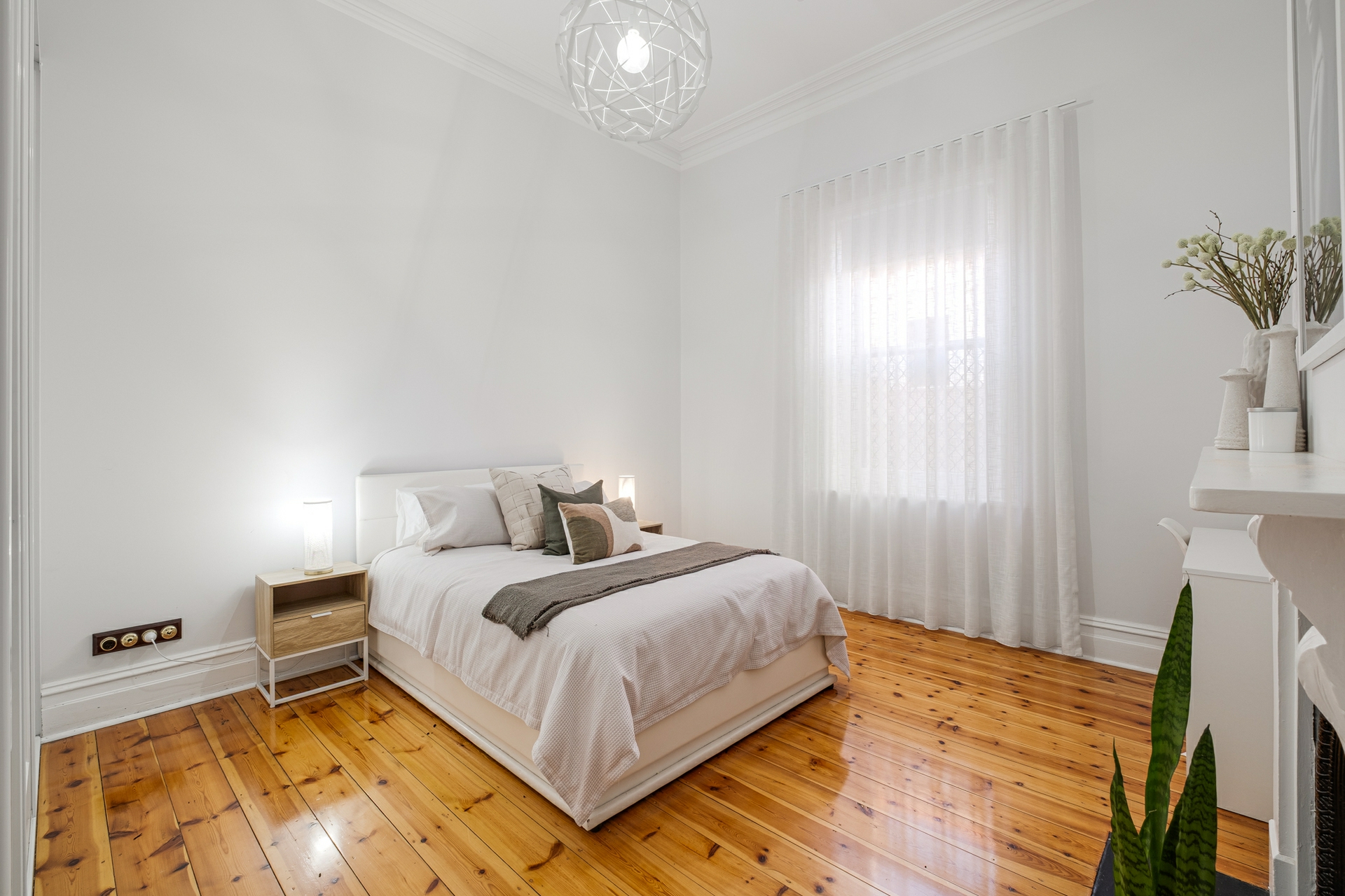 43 Hughes Street — photo 9 of 18