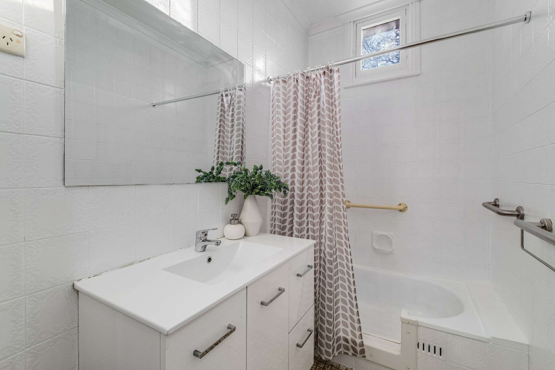 43 Hughes Street — photo 15 of 18