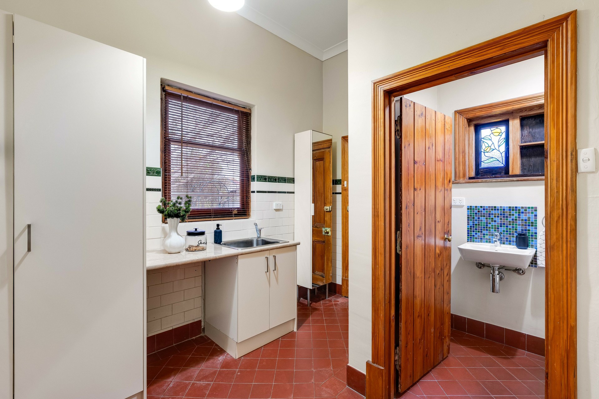 49 Cuming Street — photo 10 of 18