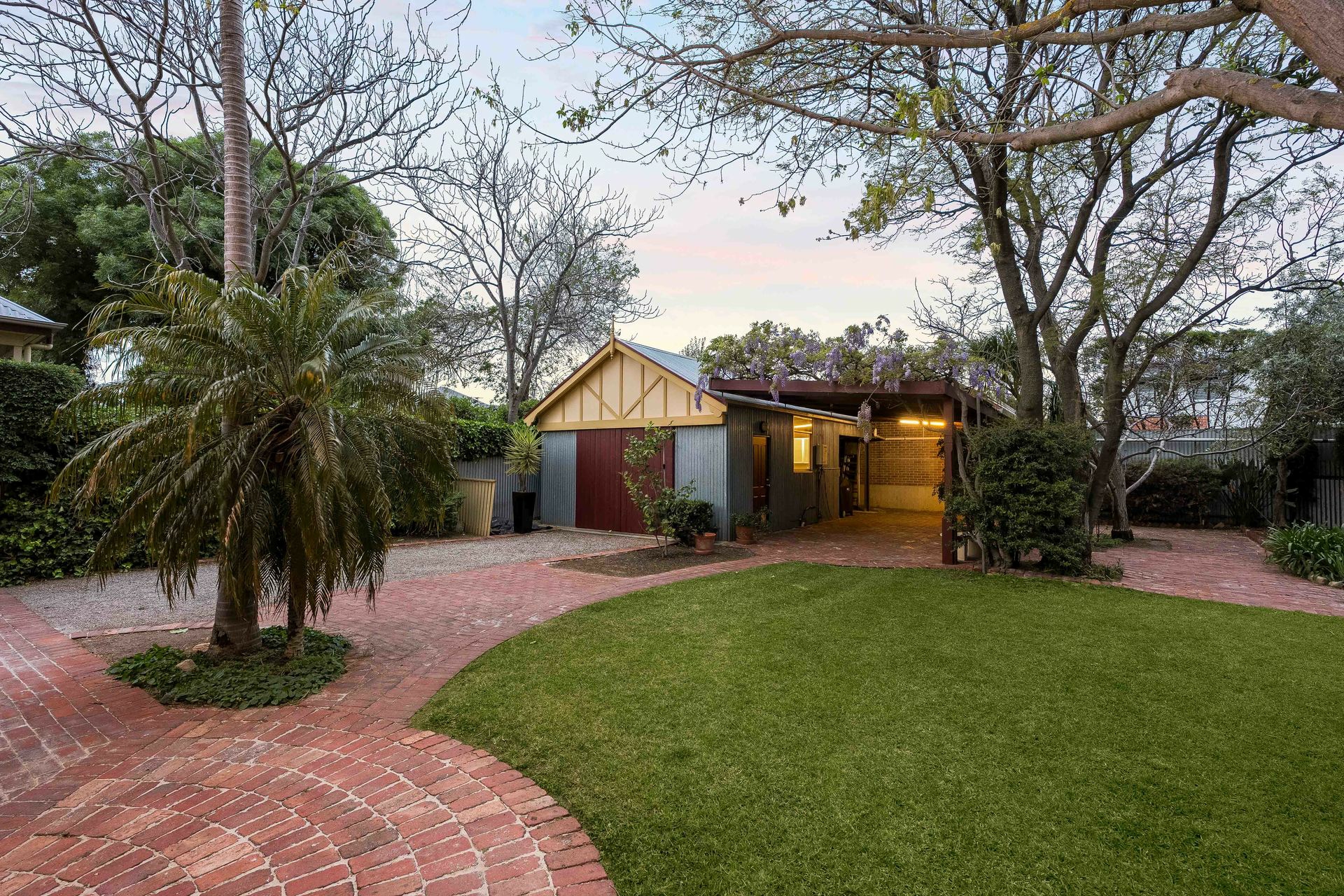 49 Cuming Street — photo 15 of 18