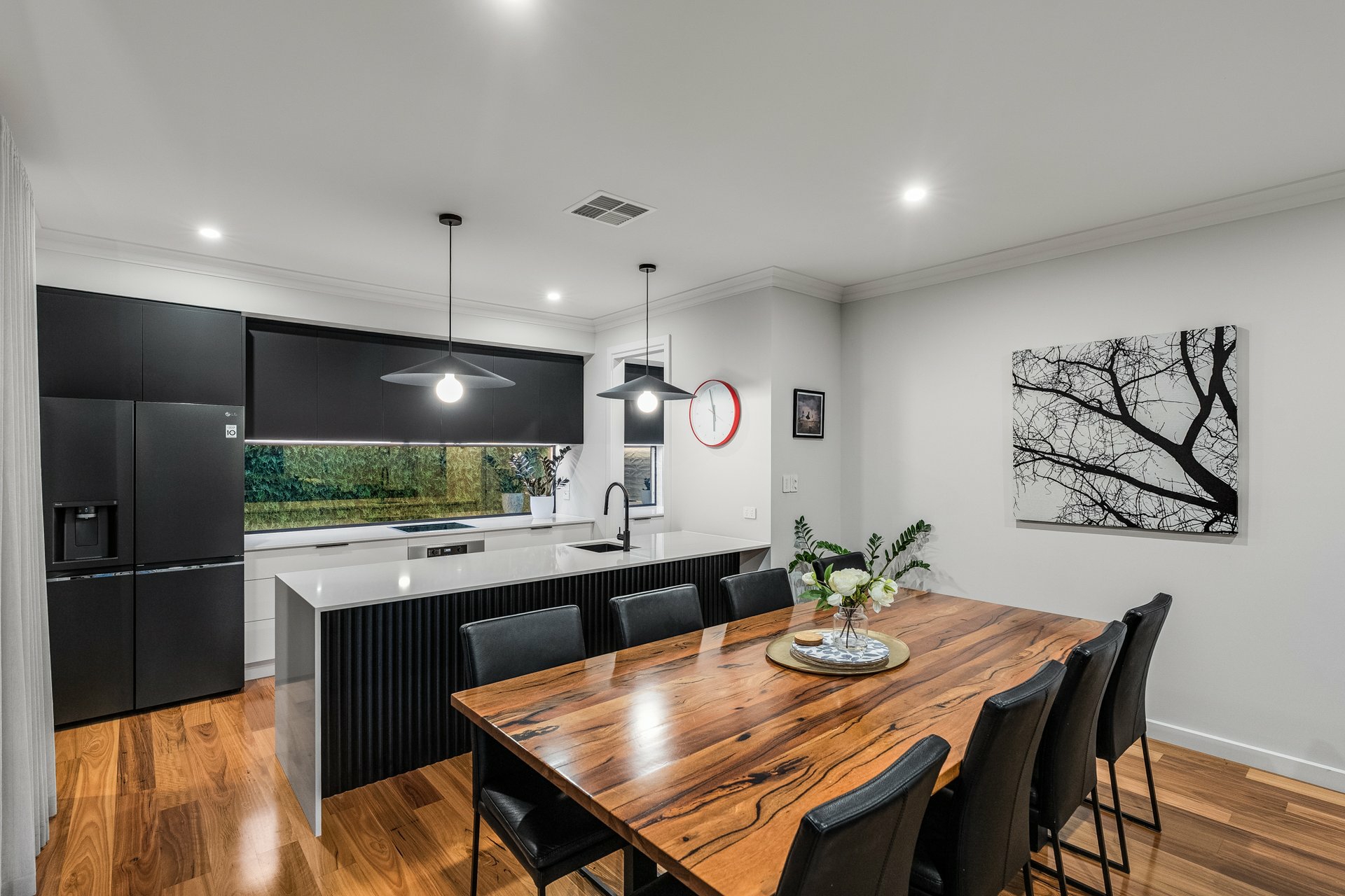 12C Jervois Street — photo 11 of 19