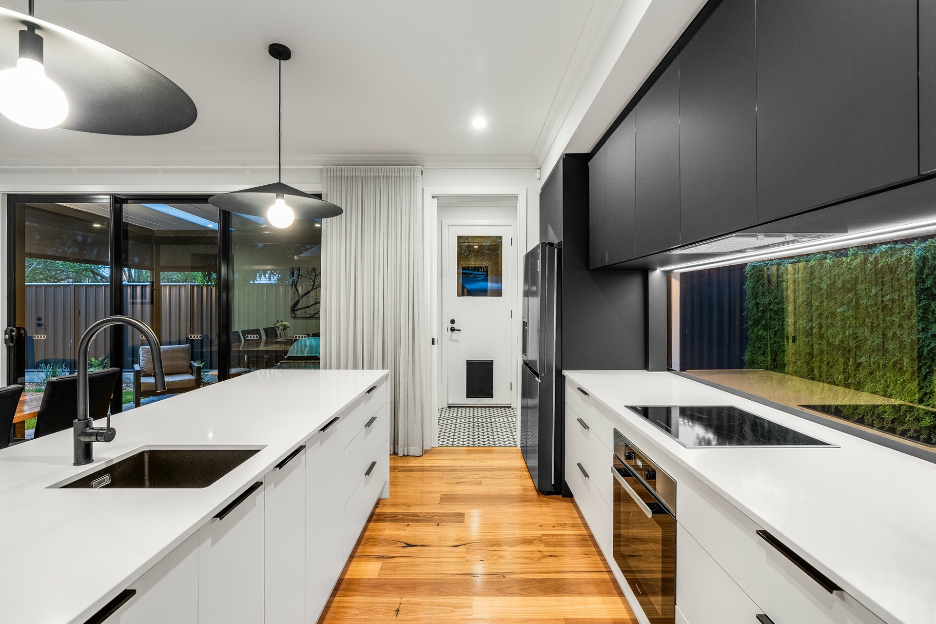 12C Jervois Street — photo 15 of 19