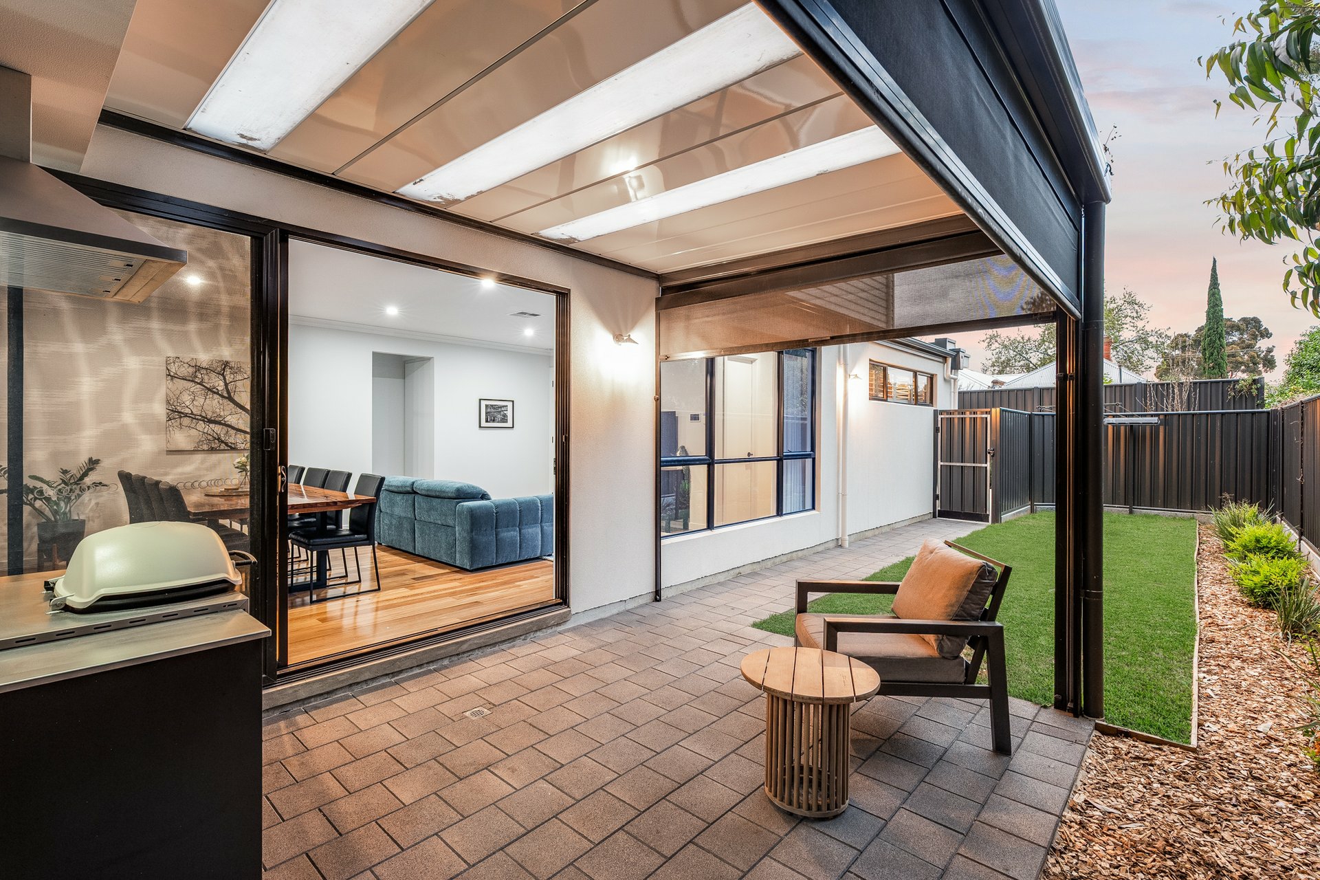 12C Jervois Street — photo 17 of 19