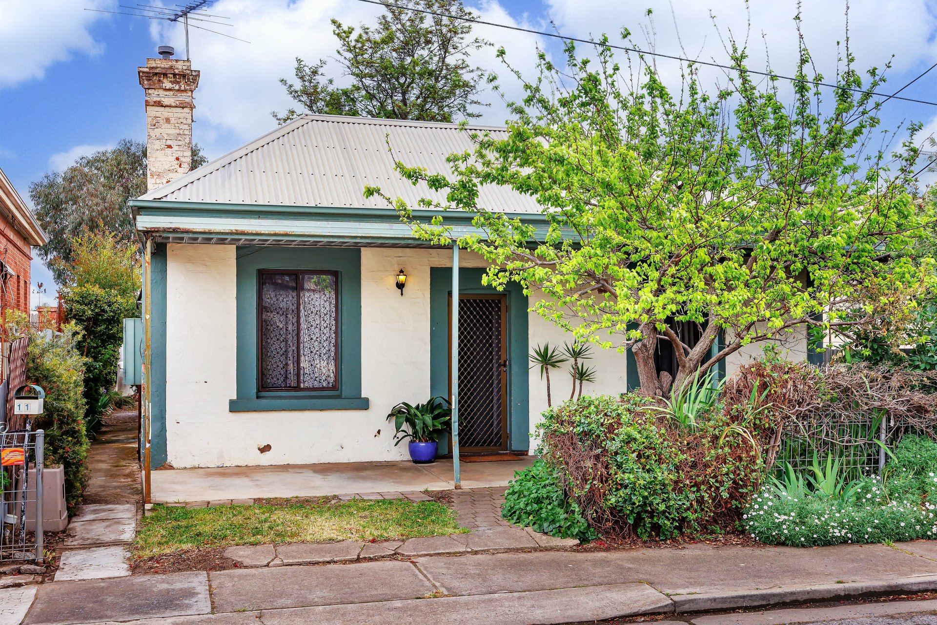 11 Glebe Street — photo from LJ Hooker Mile End | Woodville