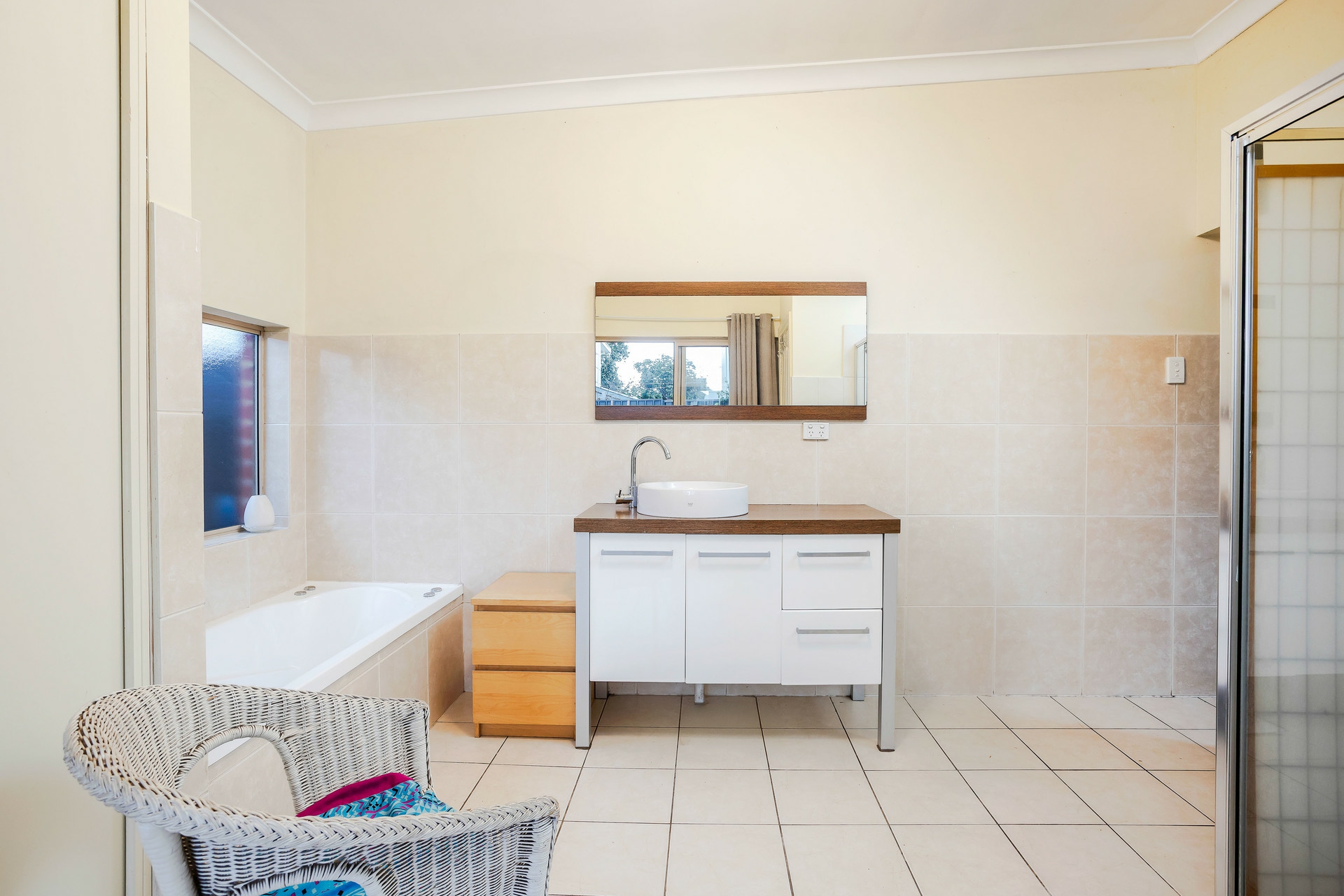 8 Albert Street — photo 10 of 12