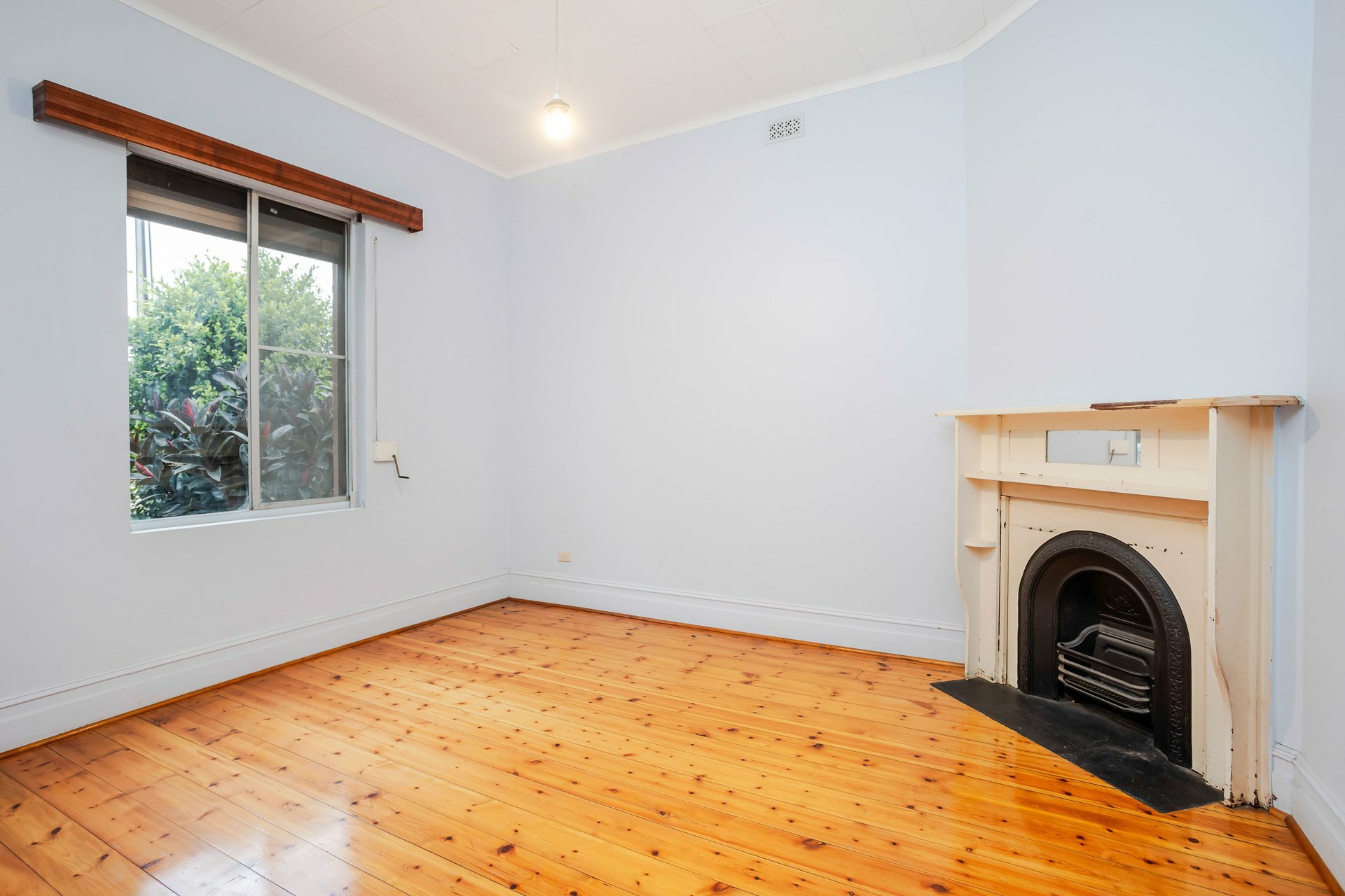 16 Randolph Street — photo 5 of 13