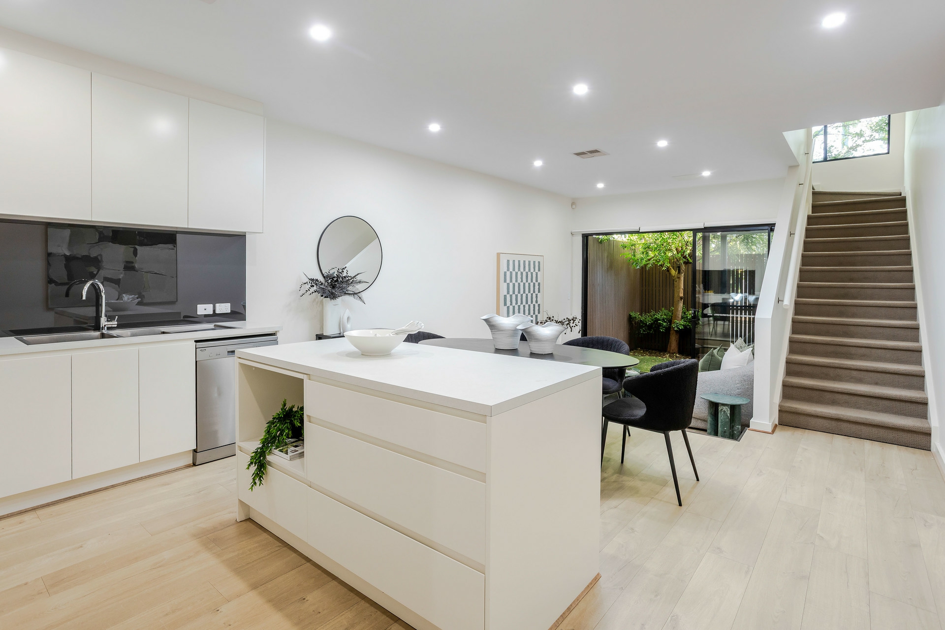43 Banksia Street — photo 3 of 13