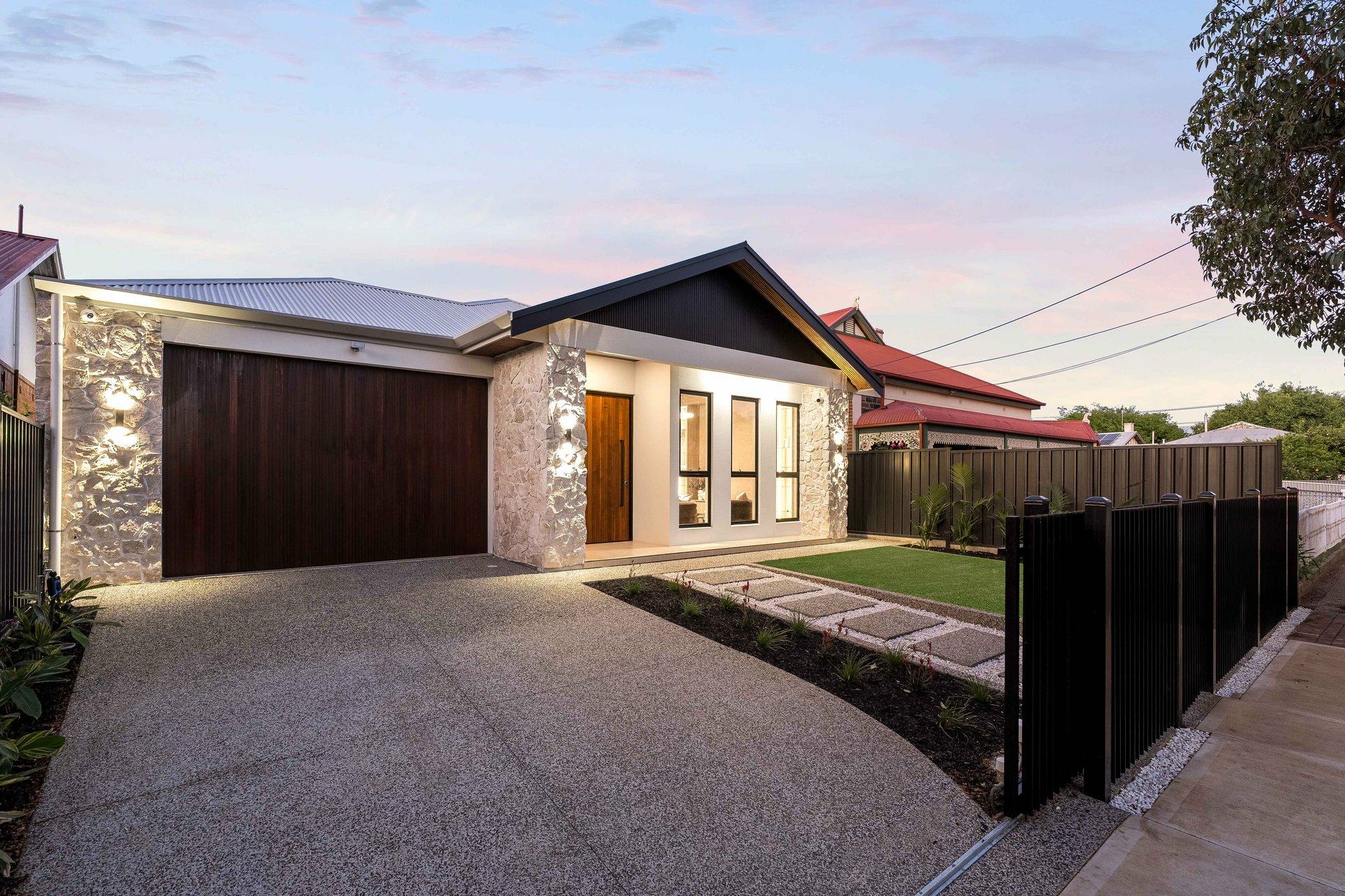 42 Cowra Street — photo 2 of 26