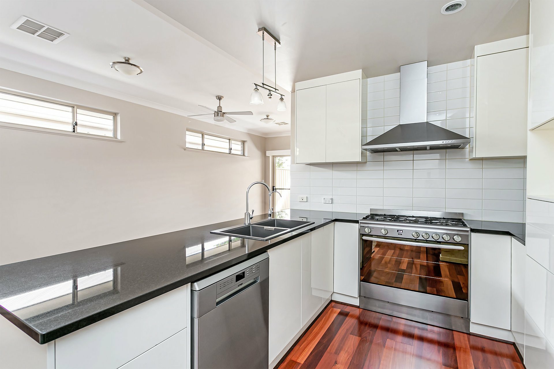 7B Margaret Avenue — photo 10 of 13