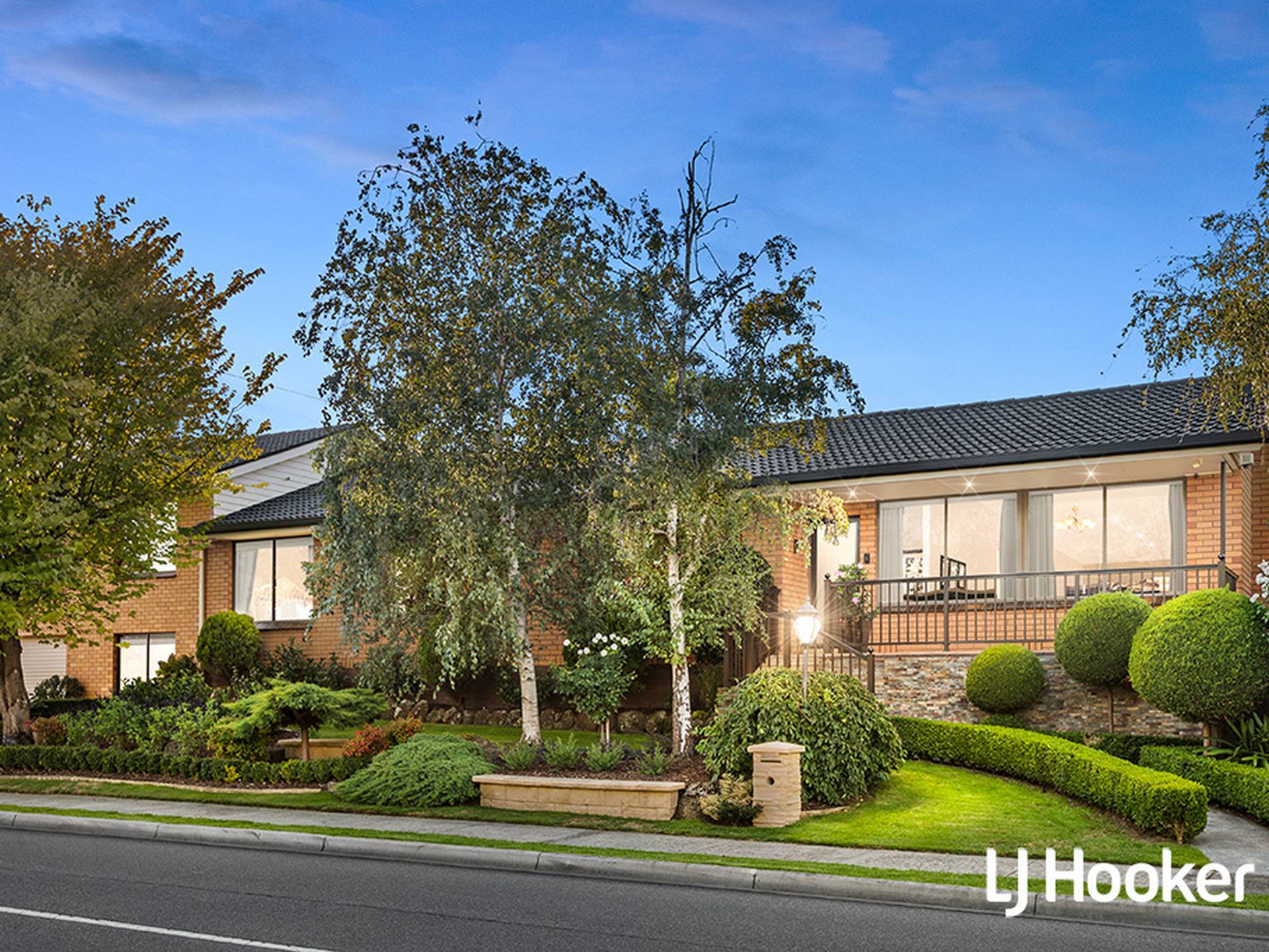 1 Harkaway Road Berwick VIC Property Details LJ Hooker