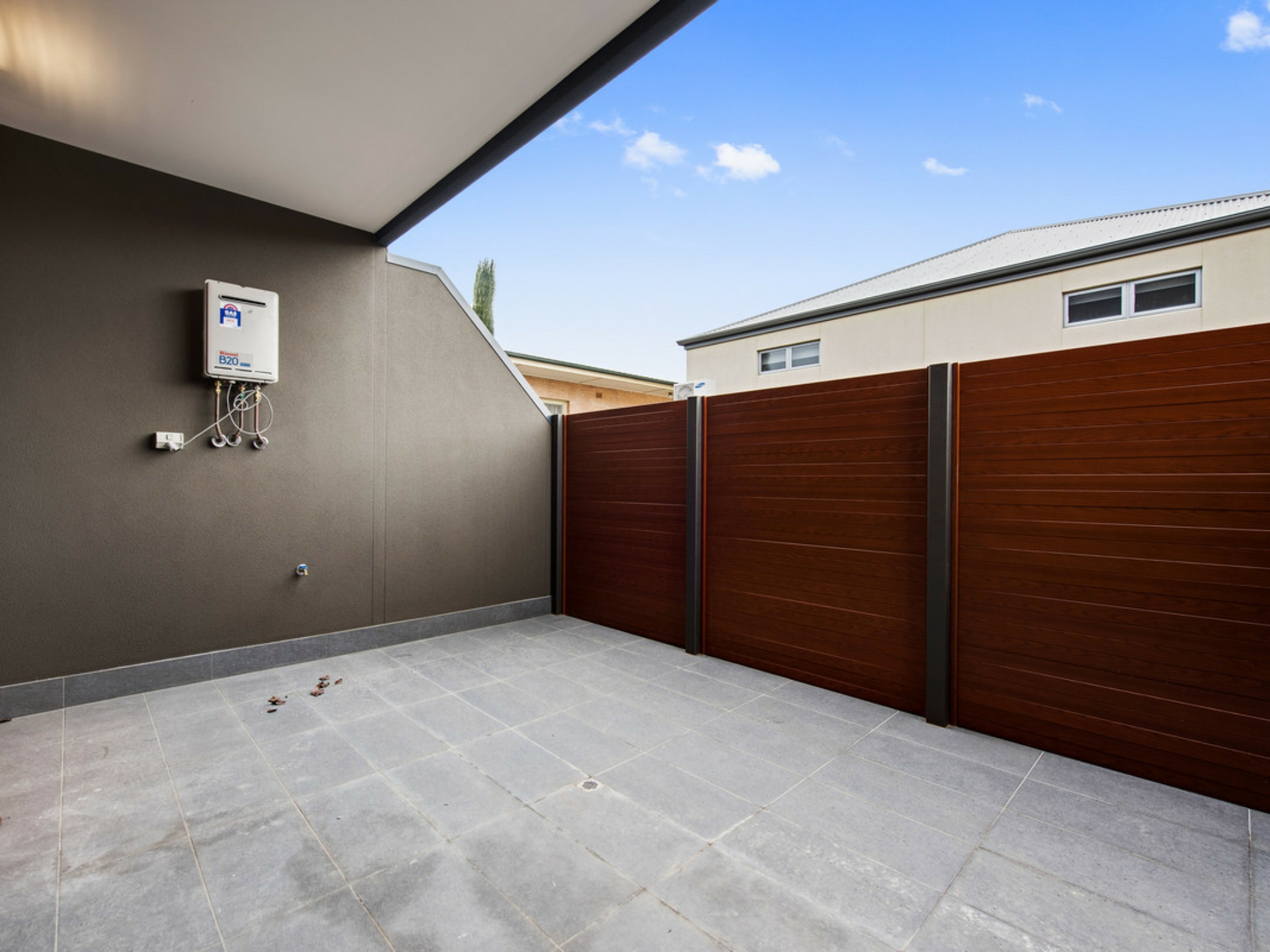 2/4 Sheppards Lane, NORWOOD