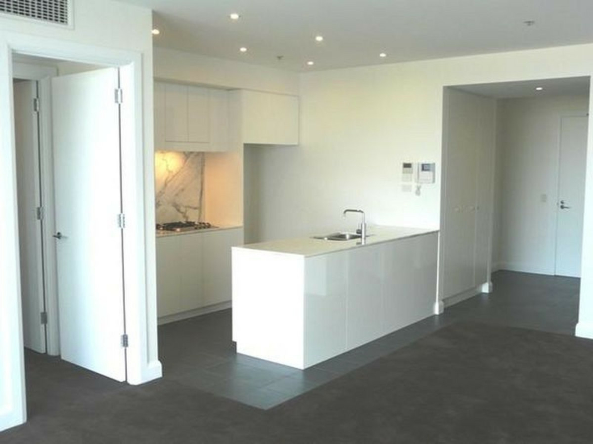 1404/47 Hindmarsh Square,