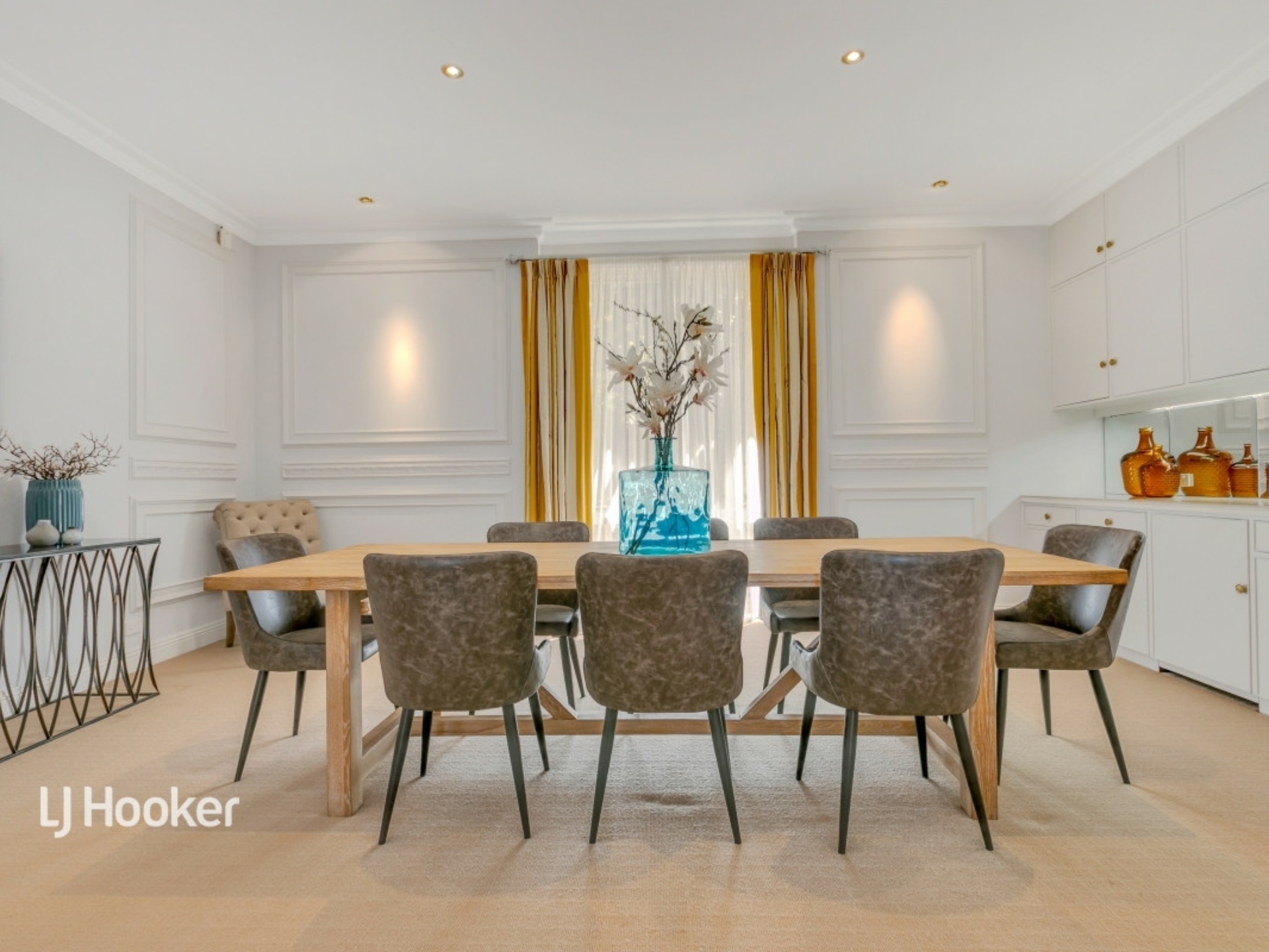 16 The Crescent, CRAFERS