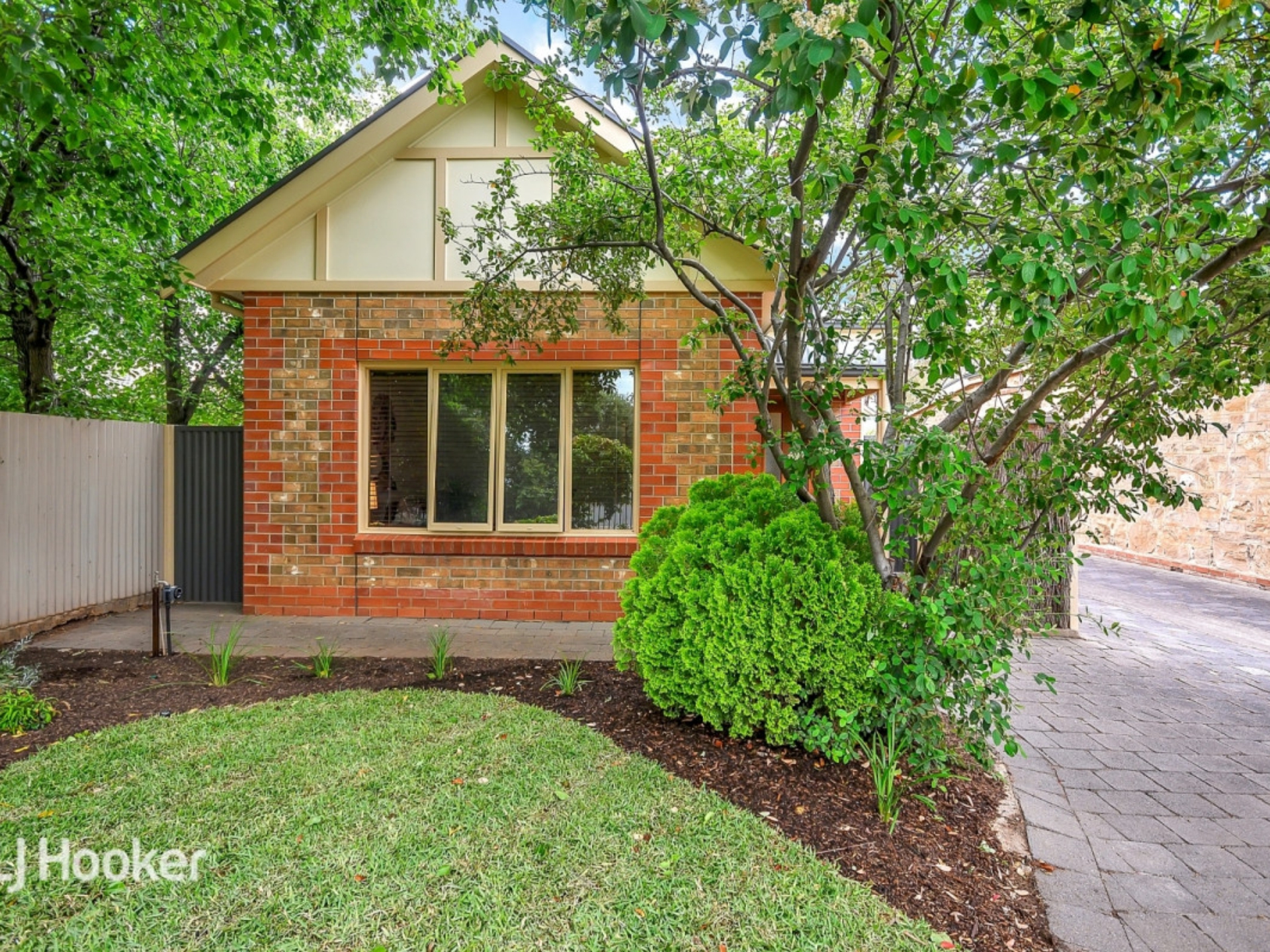 1/17 Nora Street, MAYLANDS