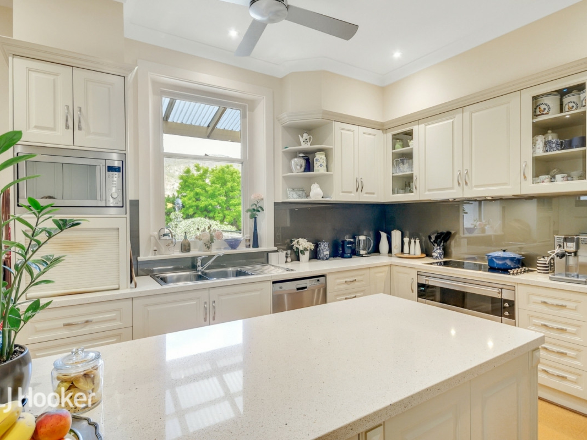 11 The Promenade, HIGHBURY