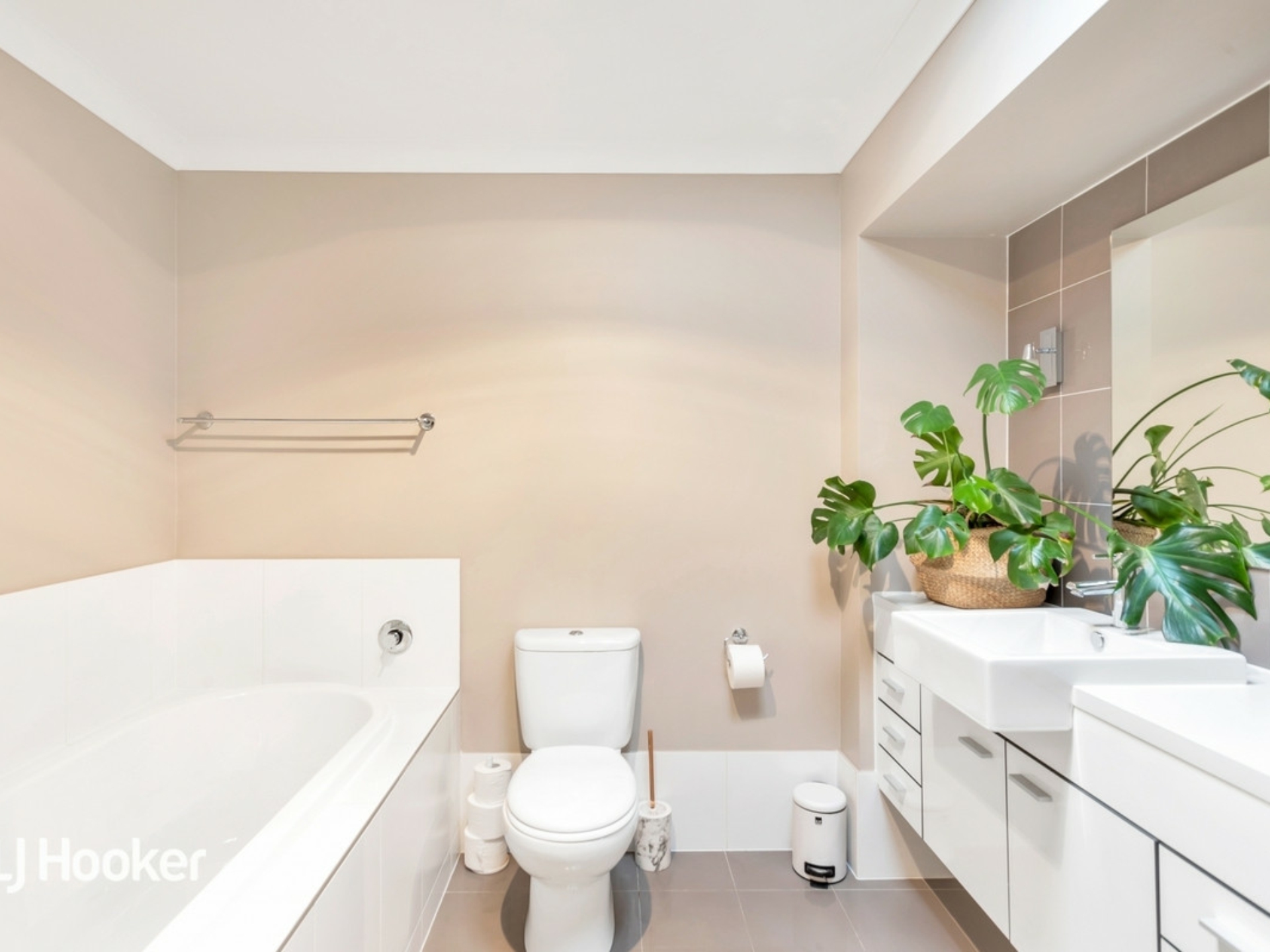 15/28A Davis Road, GLYNDE