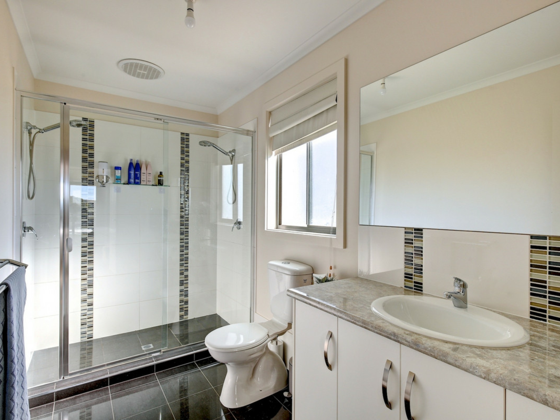 2 Murray Avenue, WOODLANE