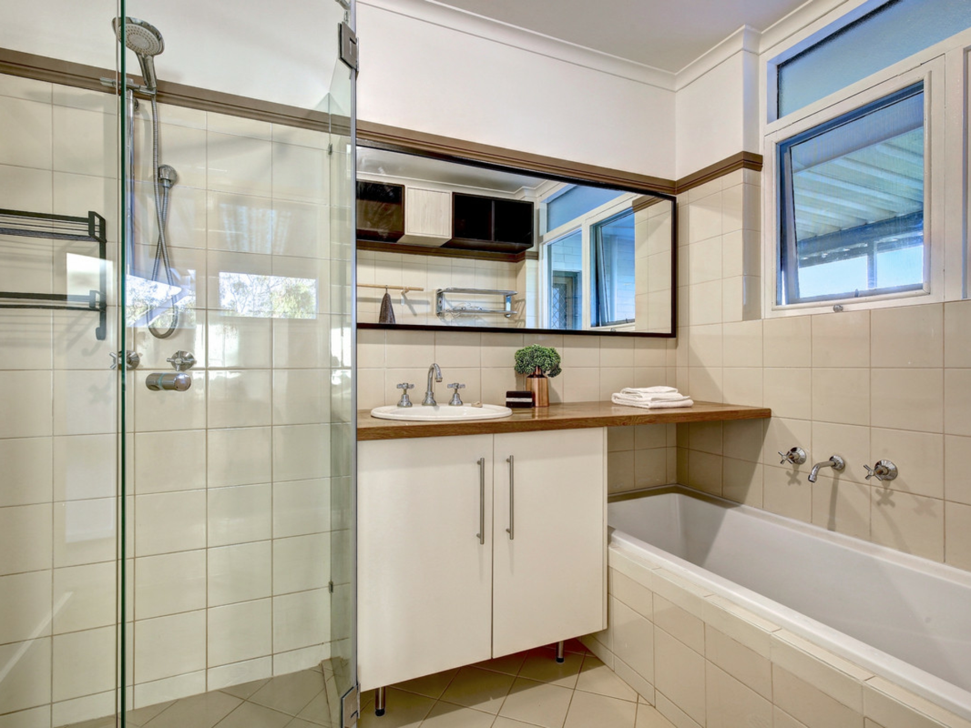 73 Woodland Way, TERINGIE