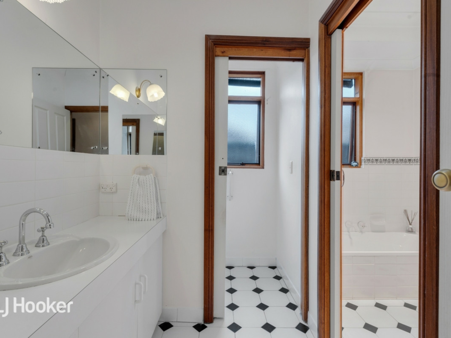 2A Austral Avenue, LINDEN PARK