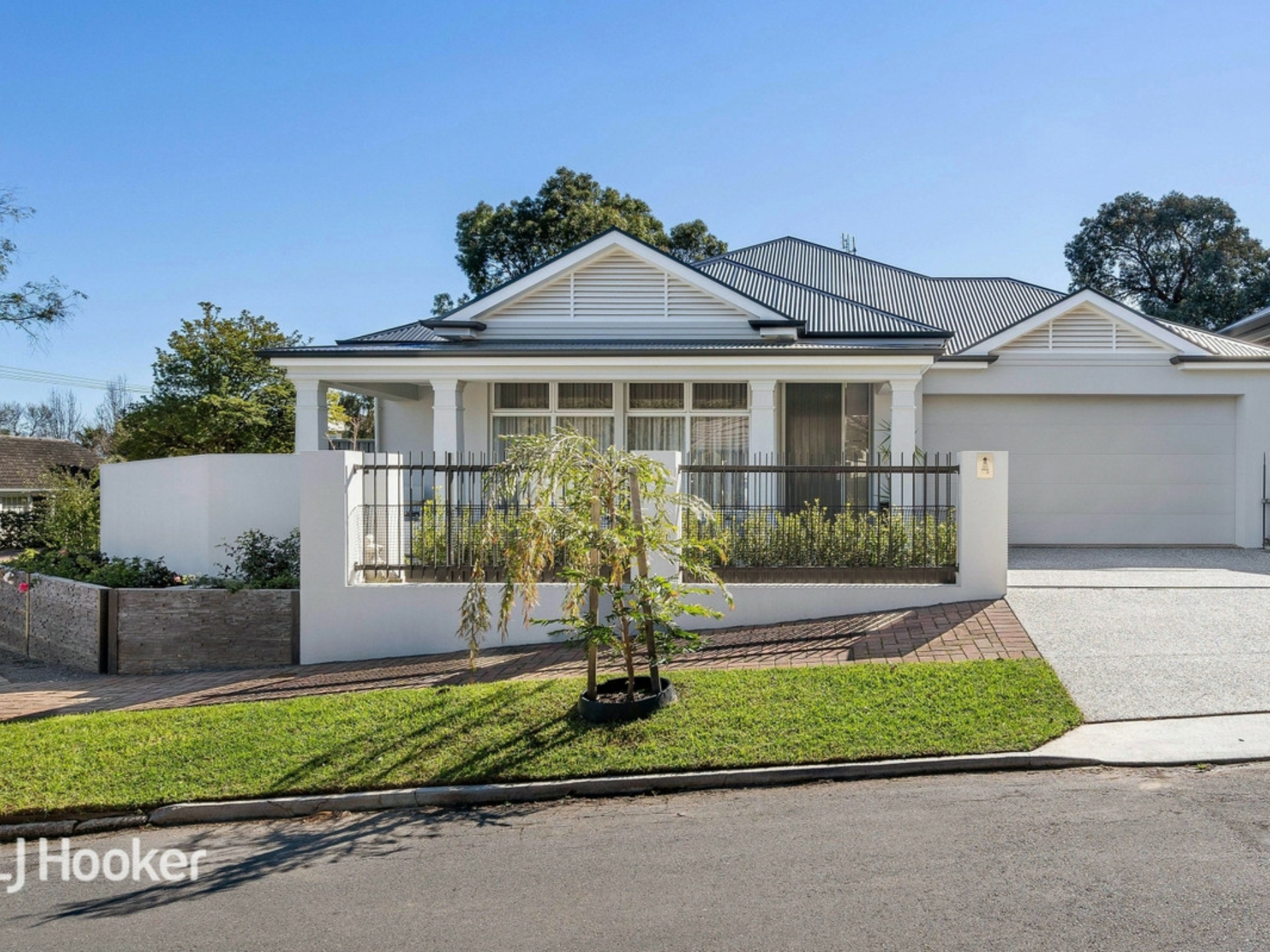 42 Anglesey Avenue, ST GEORGES