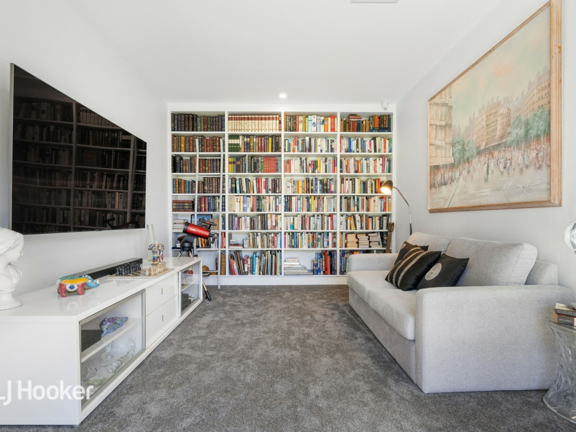 42 Anglesey Avenue, ST GEORGES