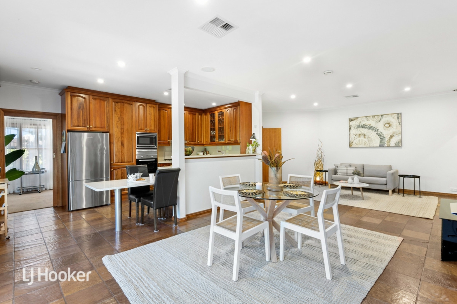 6 Kingfisher Circuit, FLAGSTAFF HILL