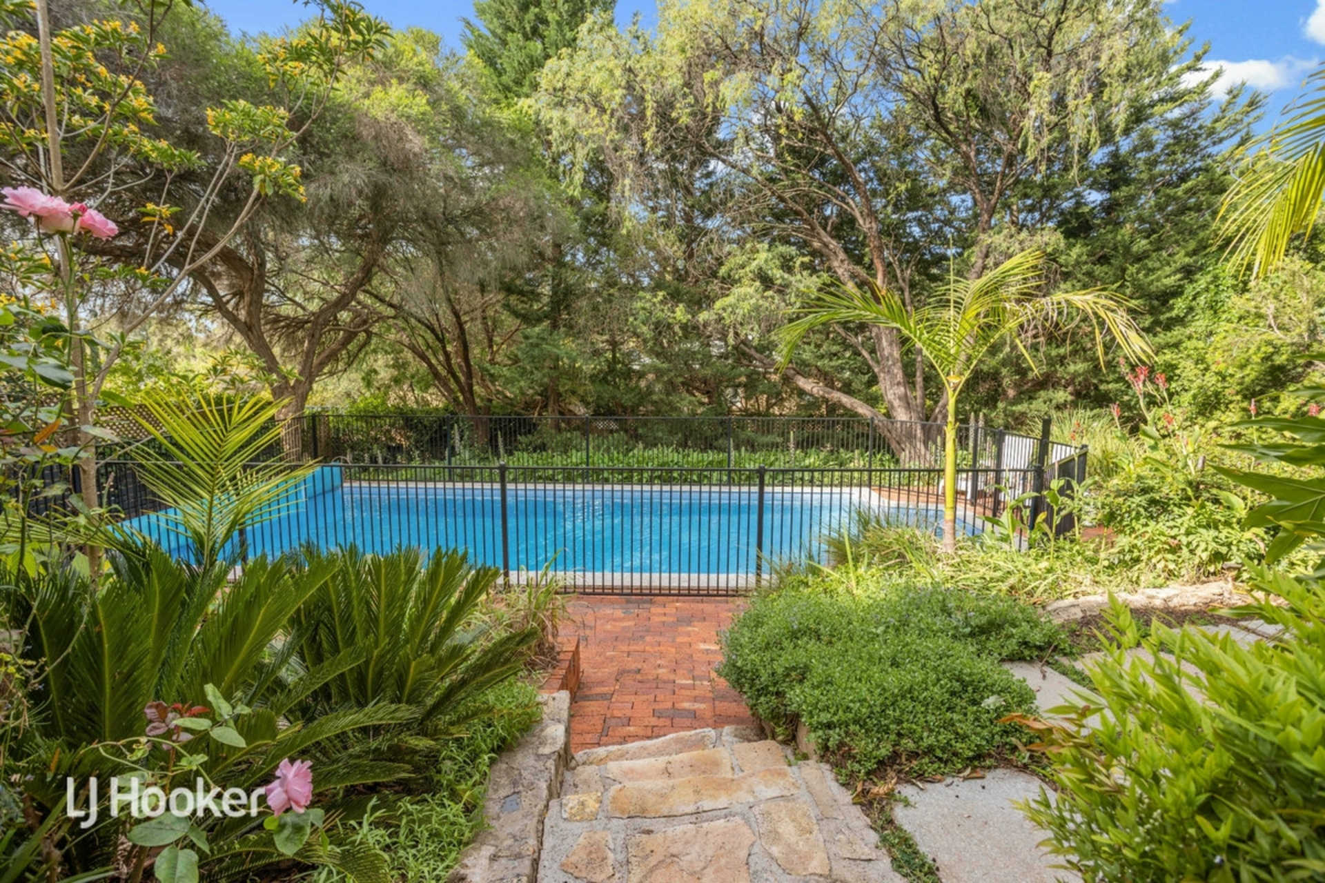 4 Pam Street, BEAUMONT