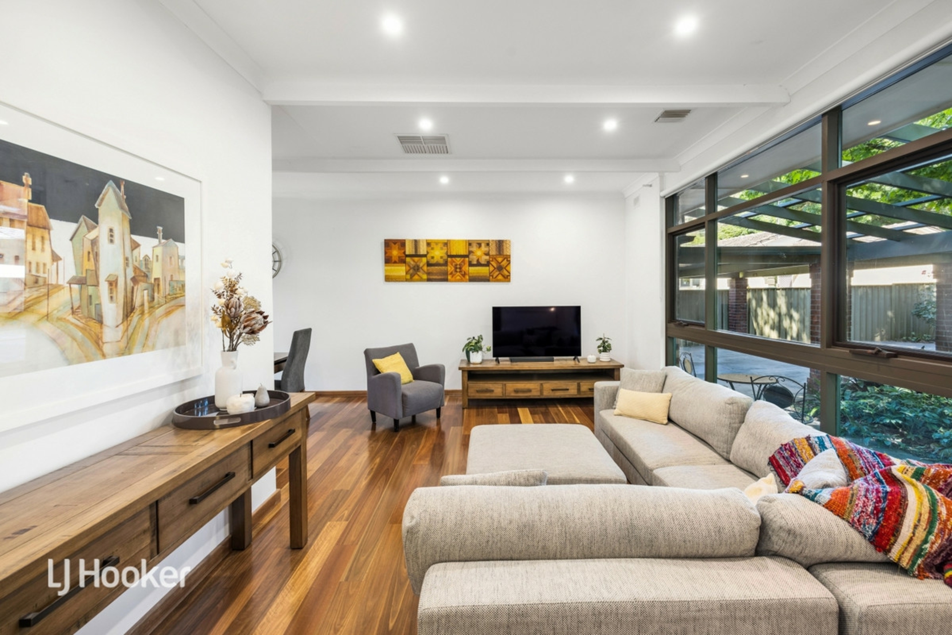 10 Hillridge Drive, BELAIR