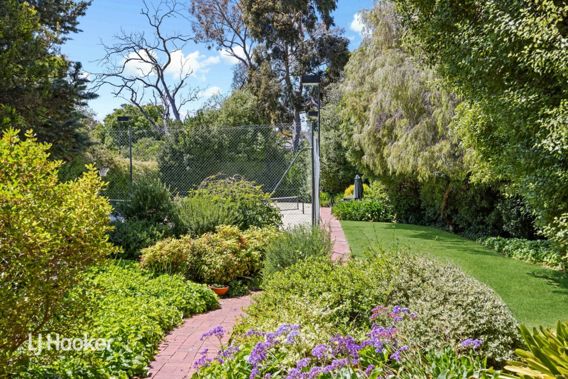 10 Hillridge Drive, BELAIR