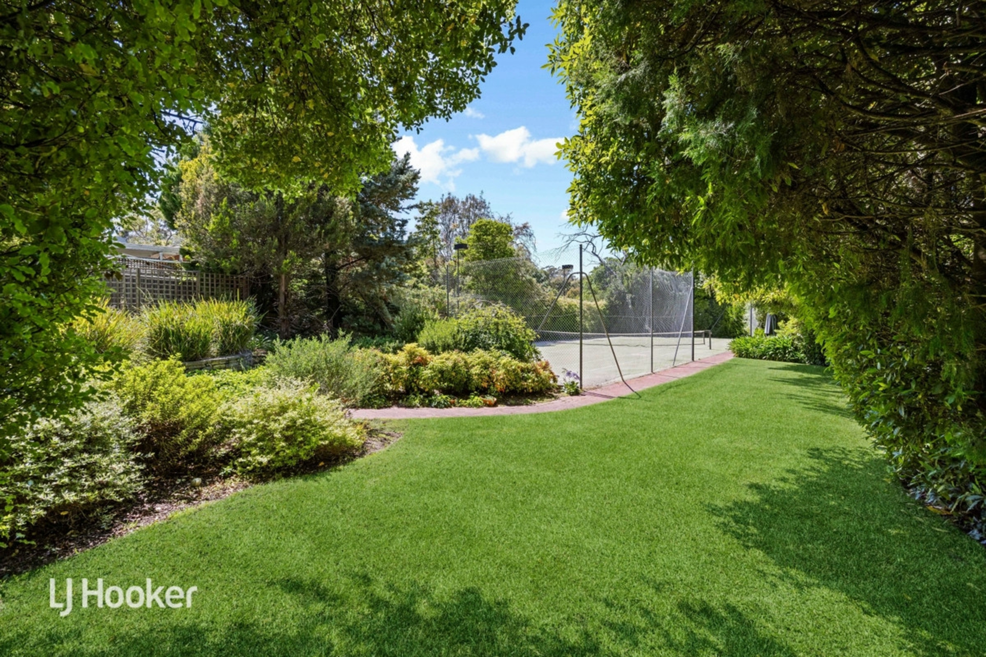 10 Hillridge Drive, BELAIR