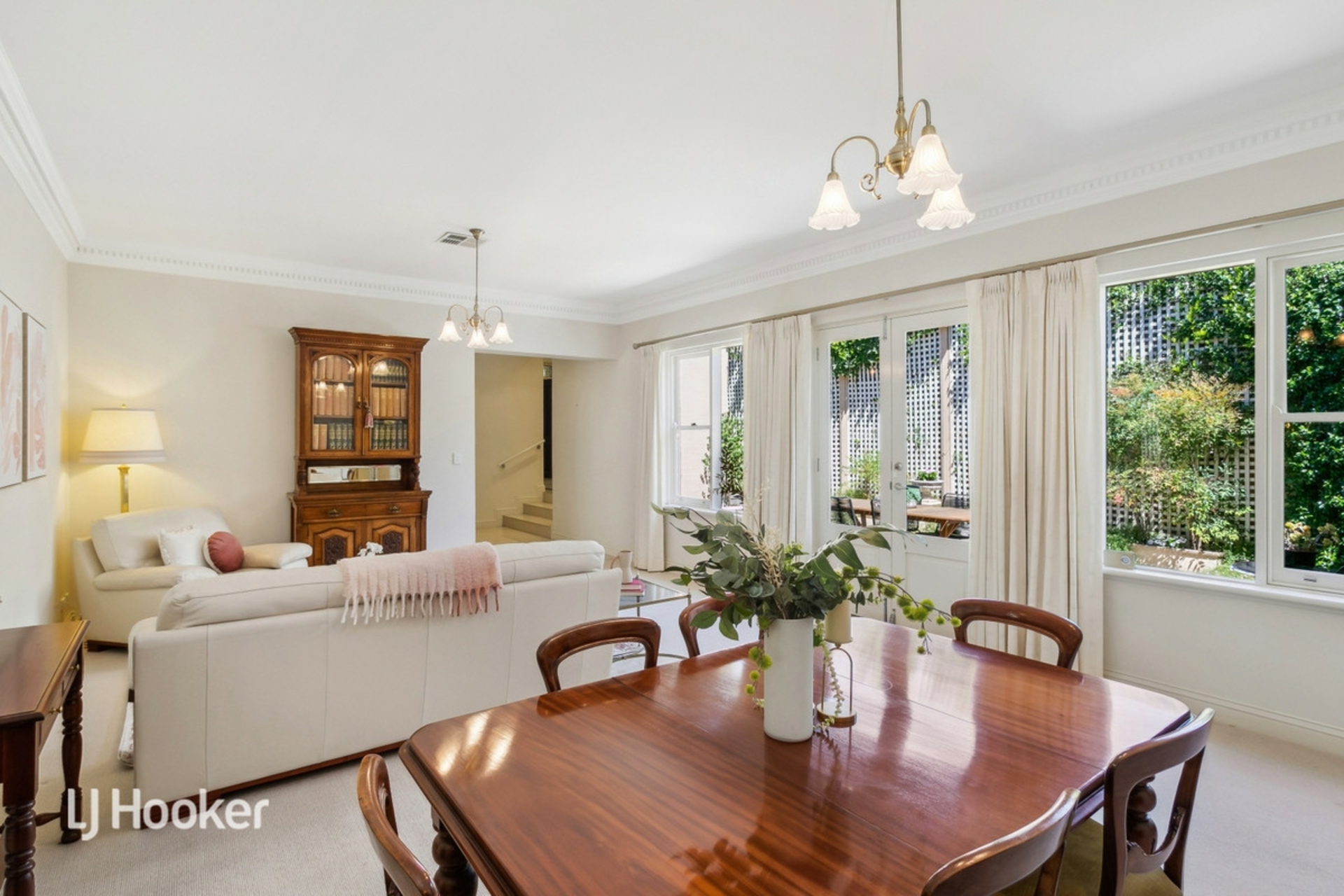 57A West Terrace, KENSINGTON GARDENS