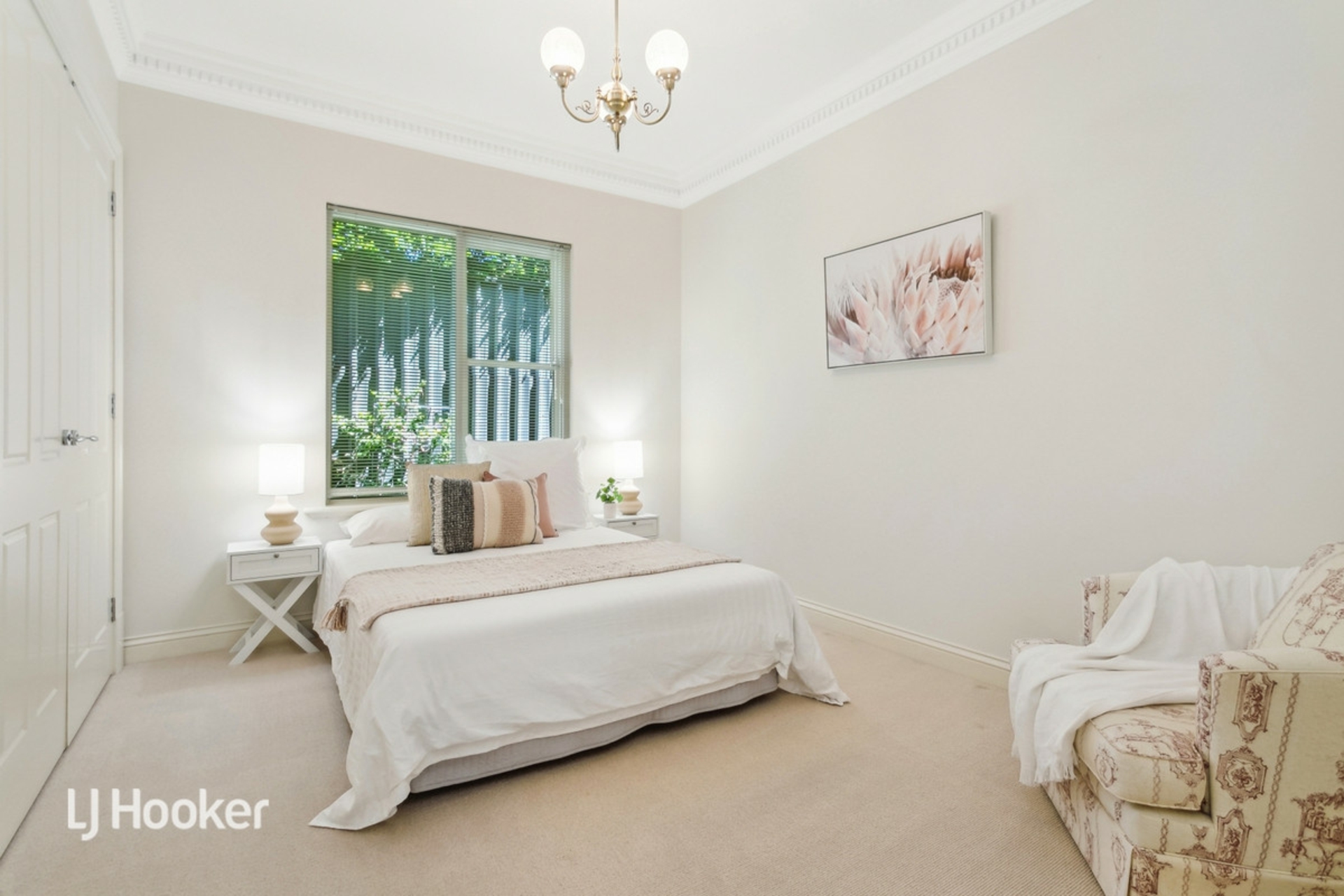 57A West Terrace, KENSINGTON GARDENS
