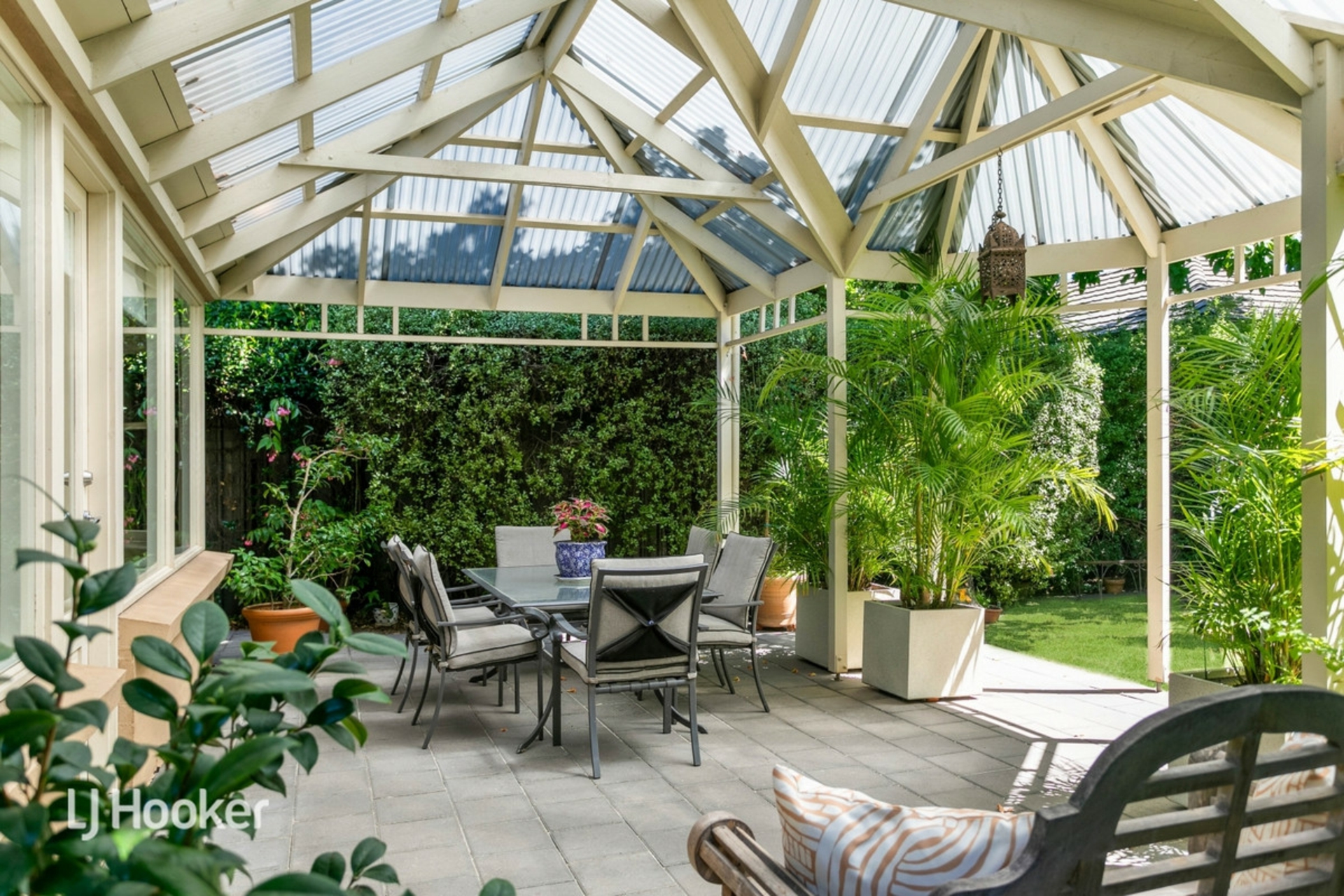 57A West Terrace, KENSINGTON GARDENS