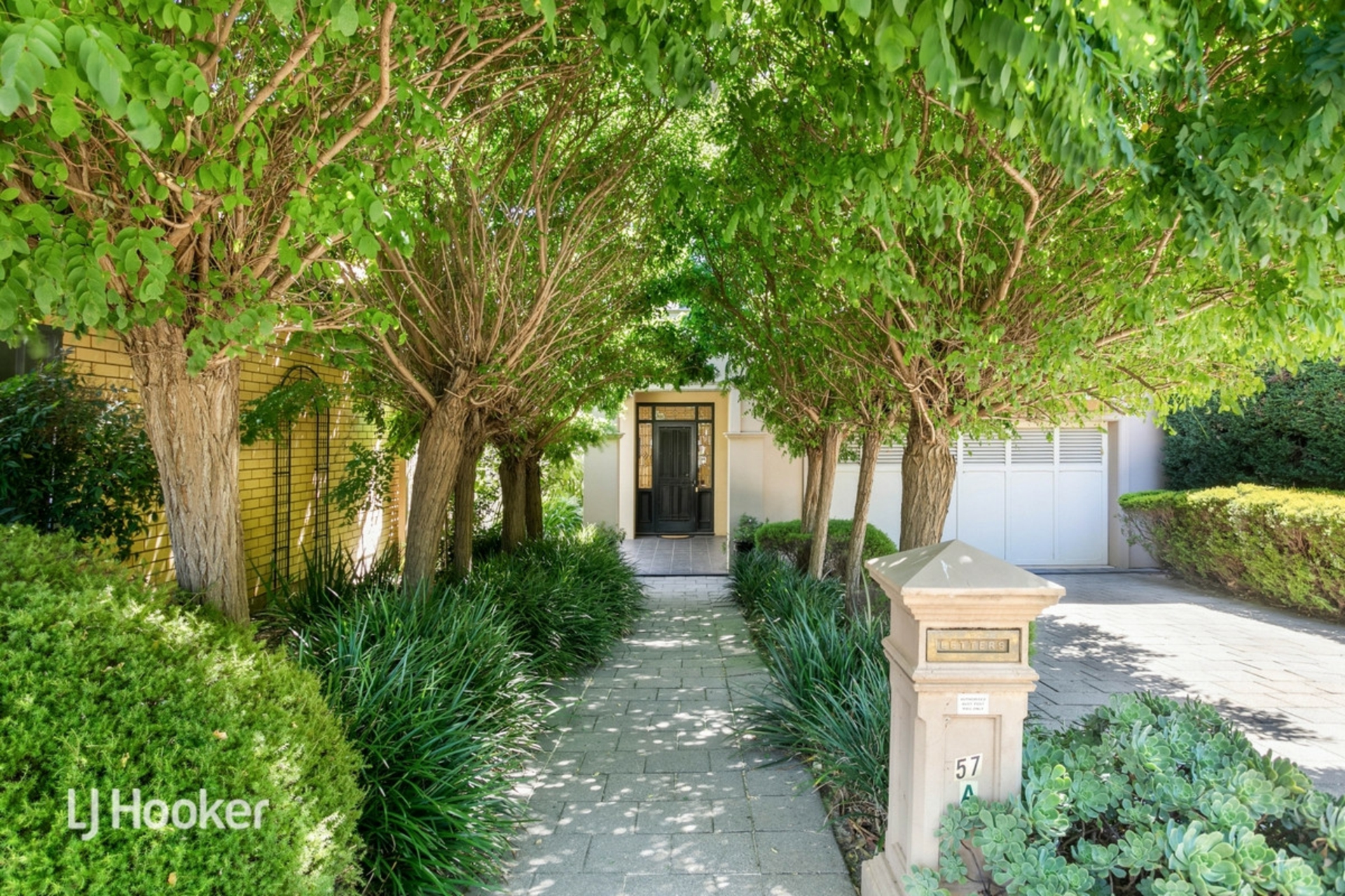 57A West Terrace, KENSINGTON GARDENS