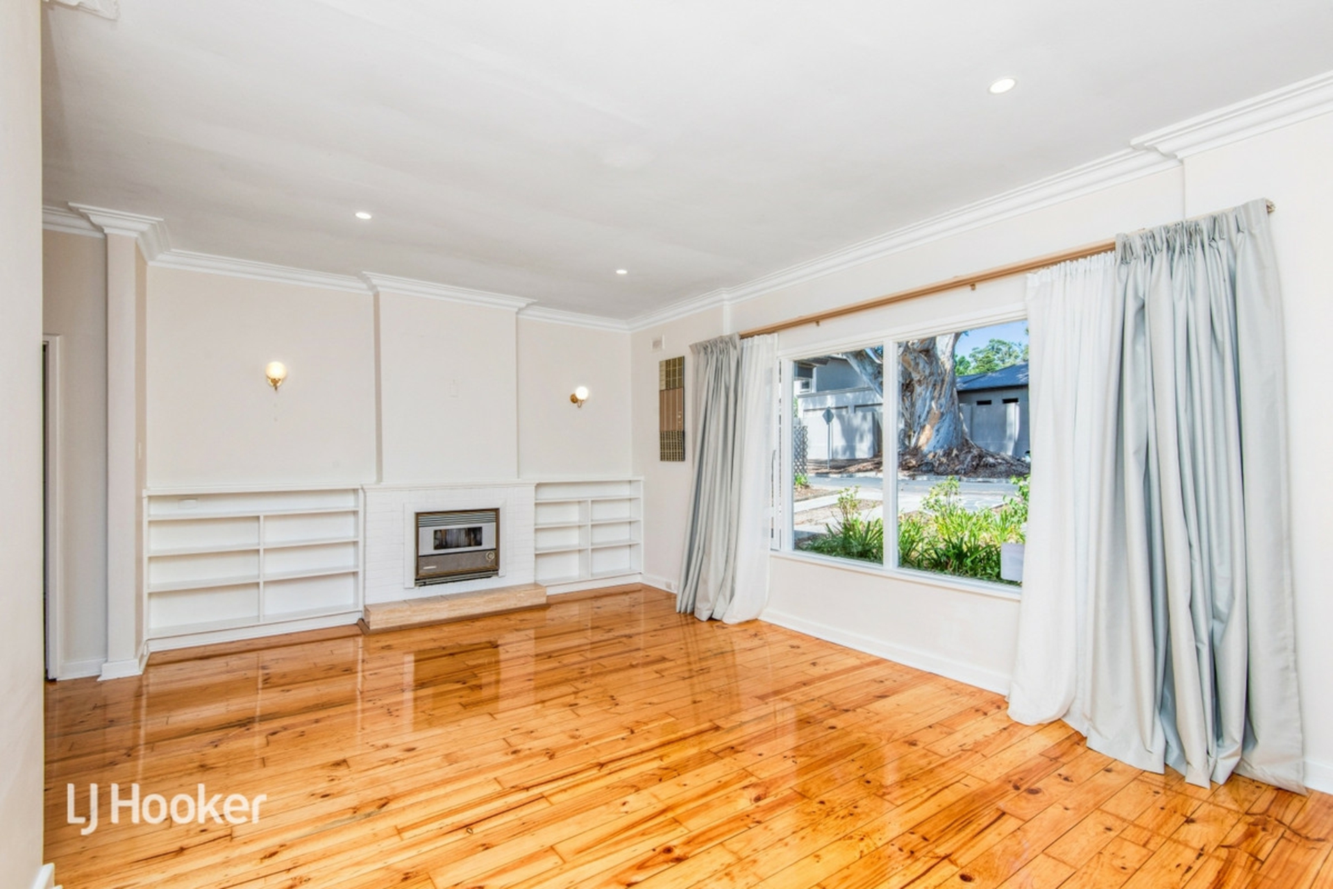 16 Dryden Avenue, HAZELWOOD PARK
