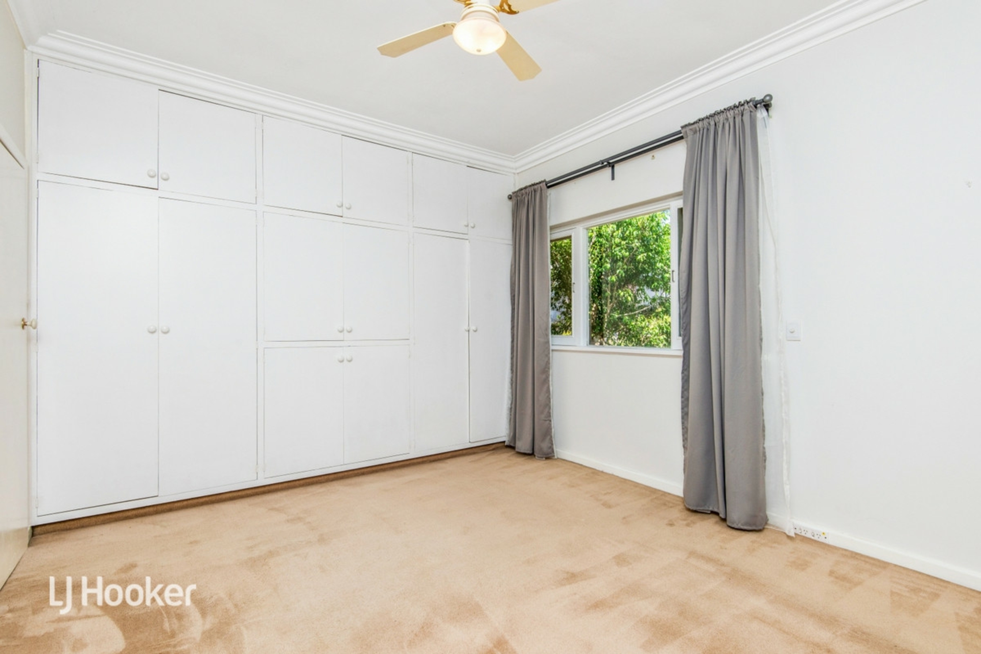 16 Dryden Avenue, HAZELWOOD PARK
