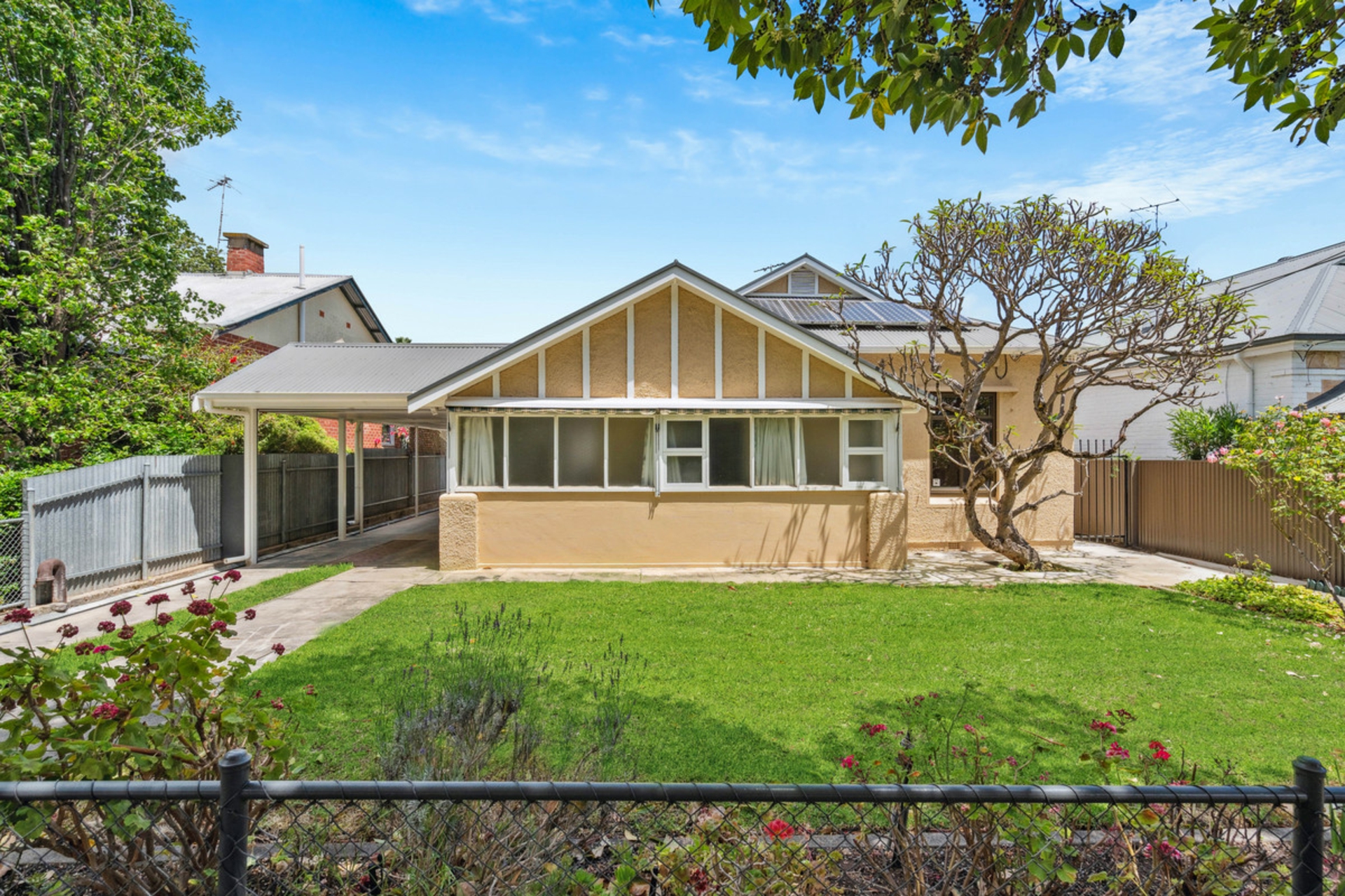 24 Rochester Street, LEABROOK