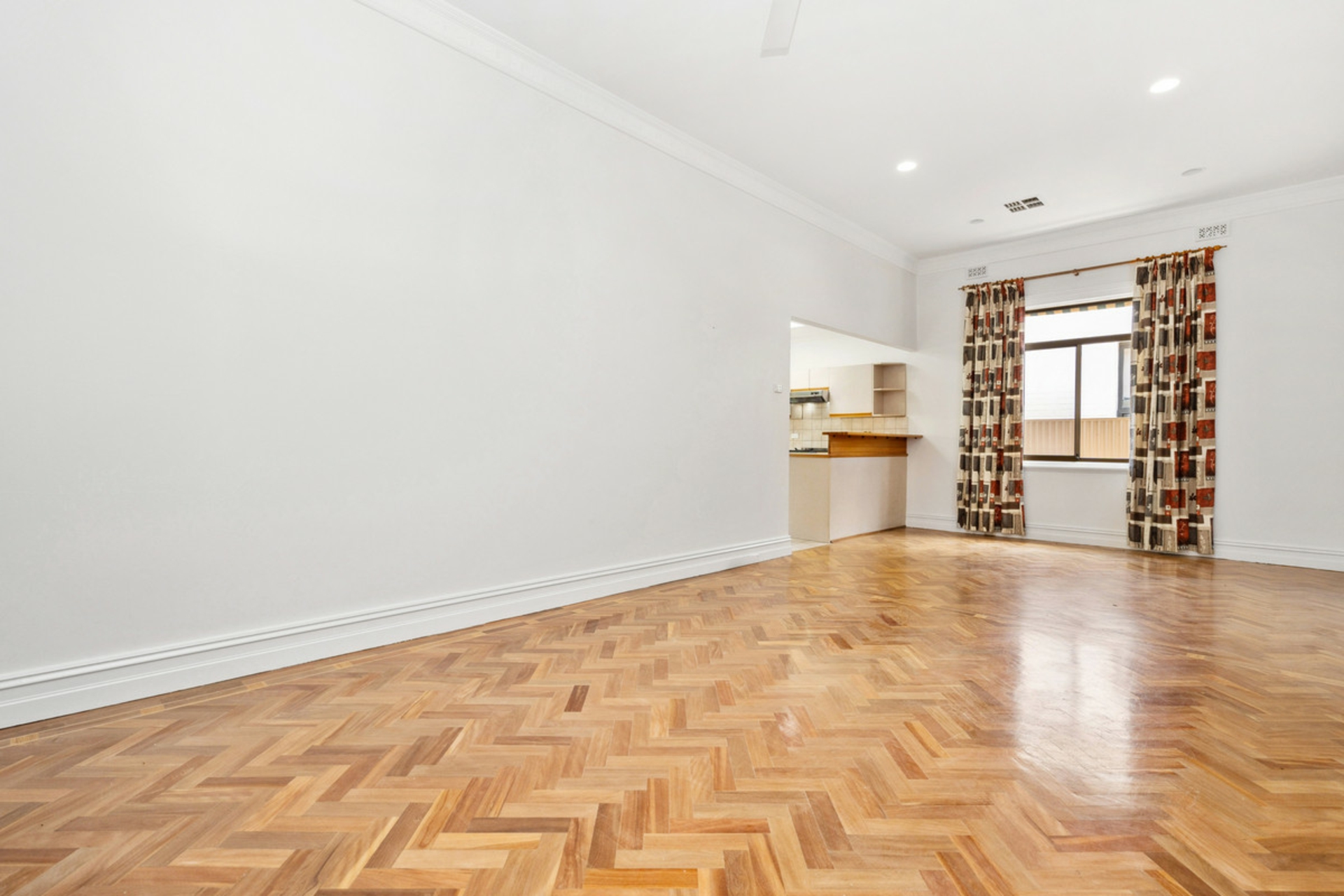 24 Rochester Street, LEABROOK