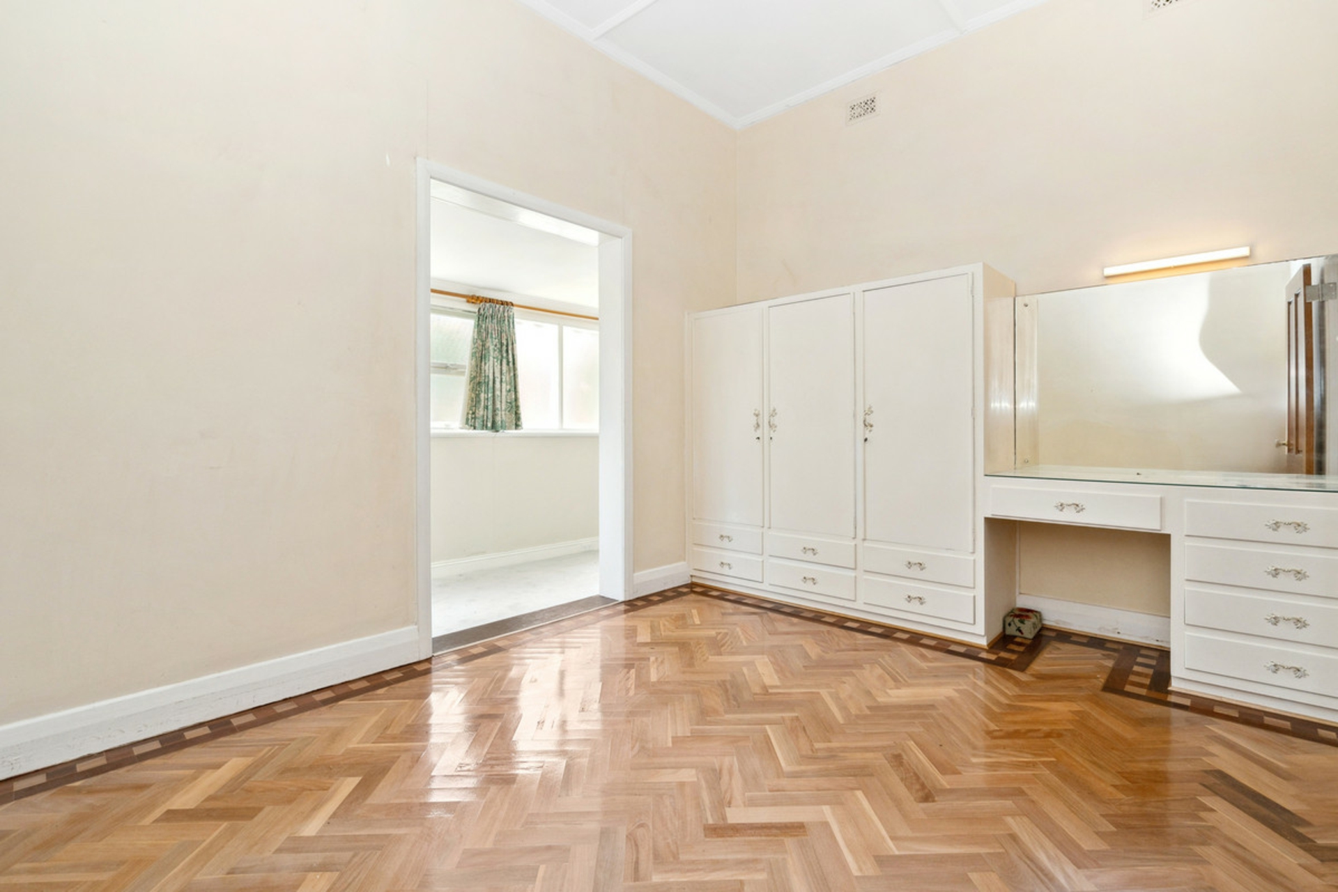 24 Rochester Street, LEABROOK