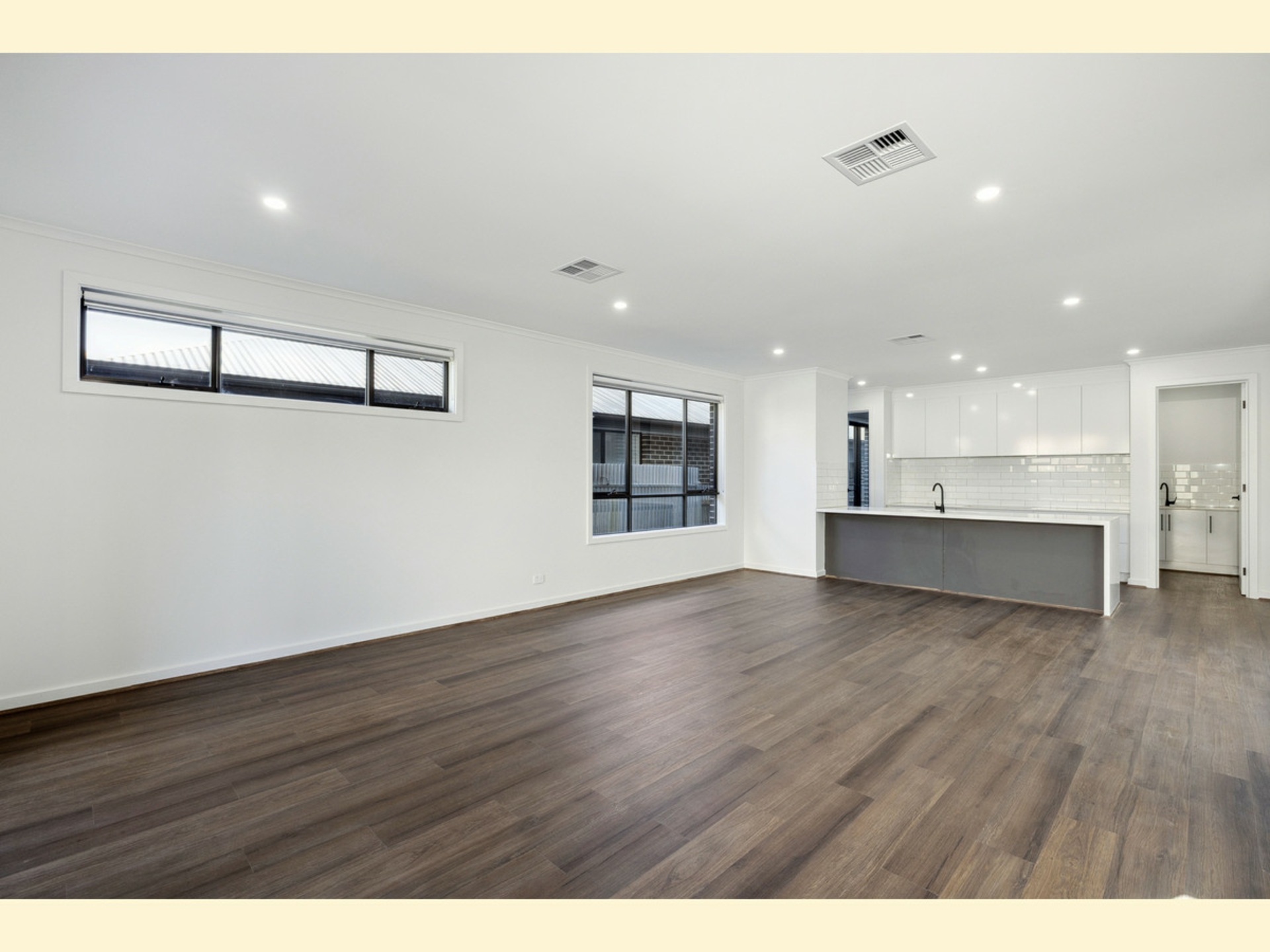 28A & 28B Mayfield Avenue, HECTORVILLE