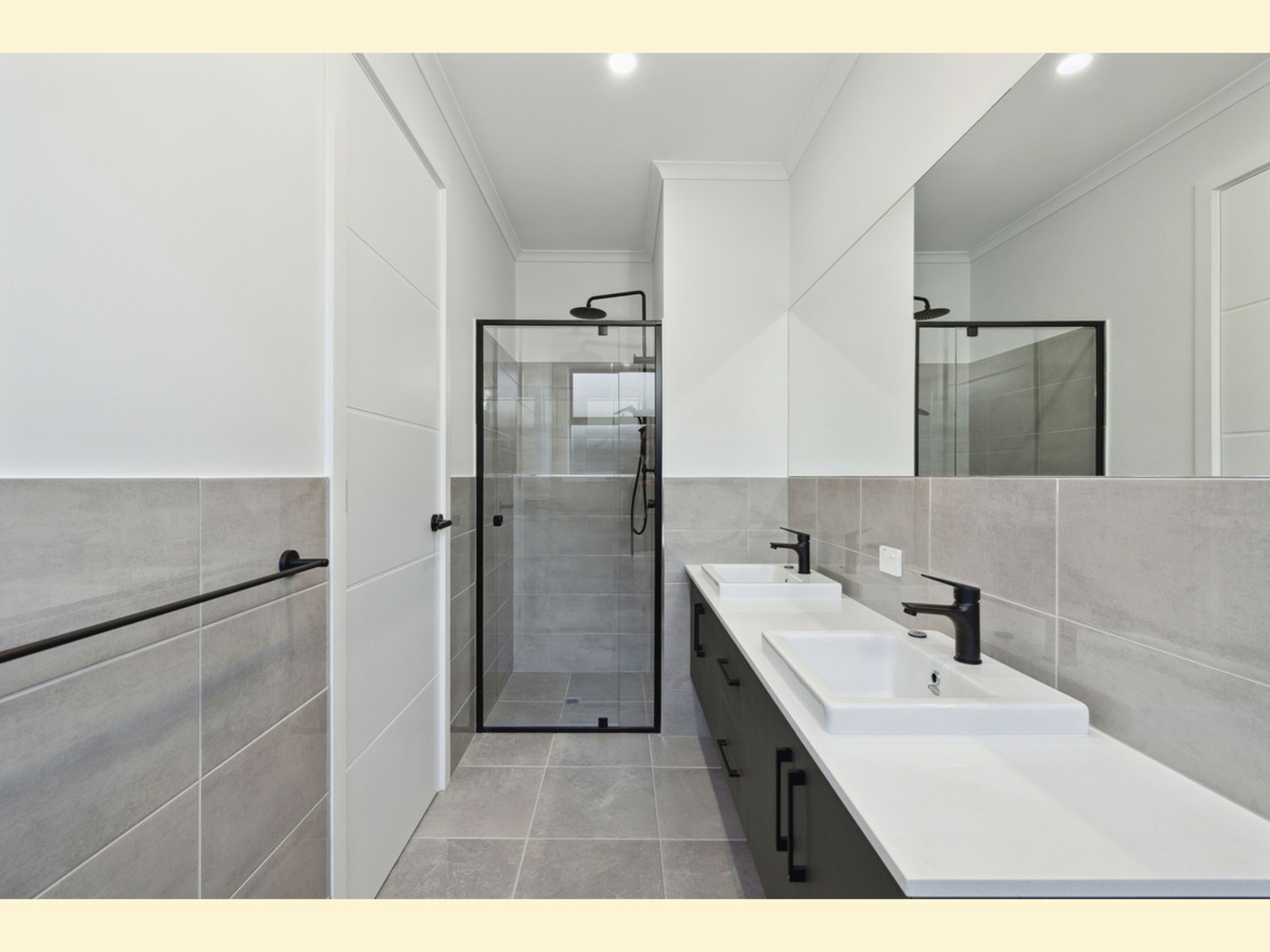 28A & 28B Mayfield Avenue, HECTORVILLE