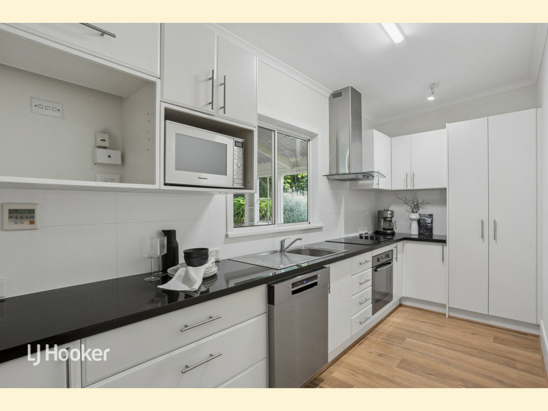 4 Elinor Terrace — photo 9 of 22