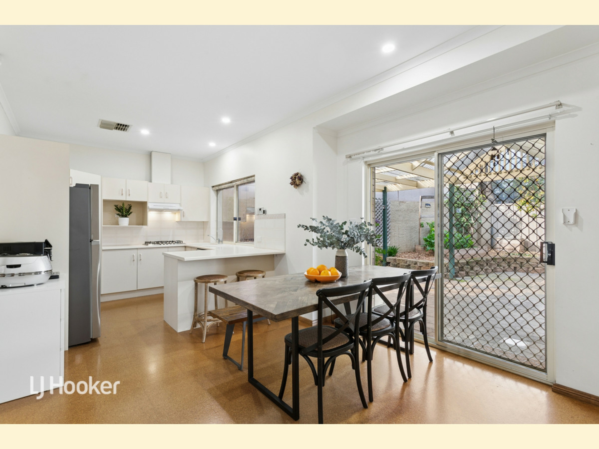 3/40 Windsor Road — photo 8 of 24