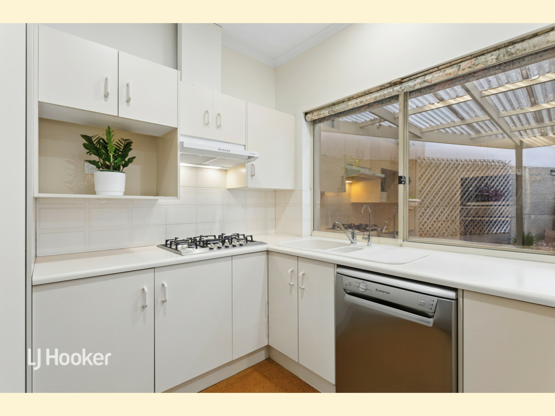 3/40 Windsor Road — photo 12 of 24